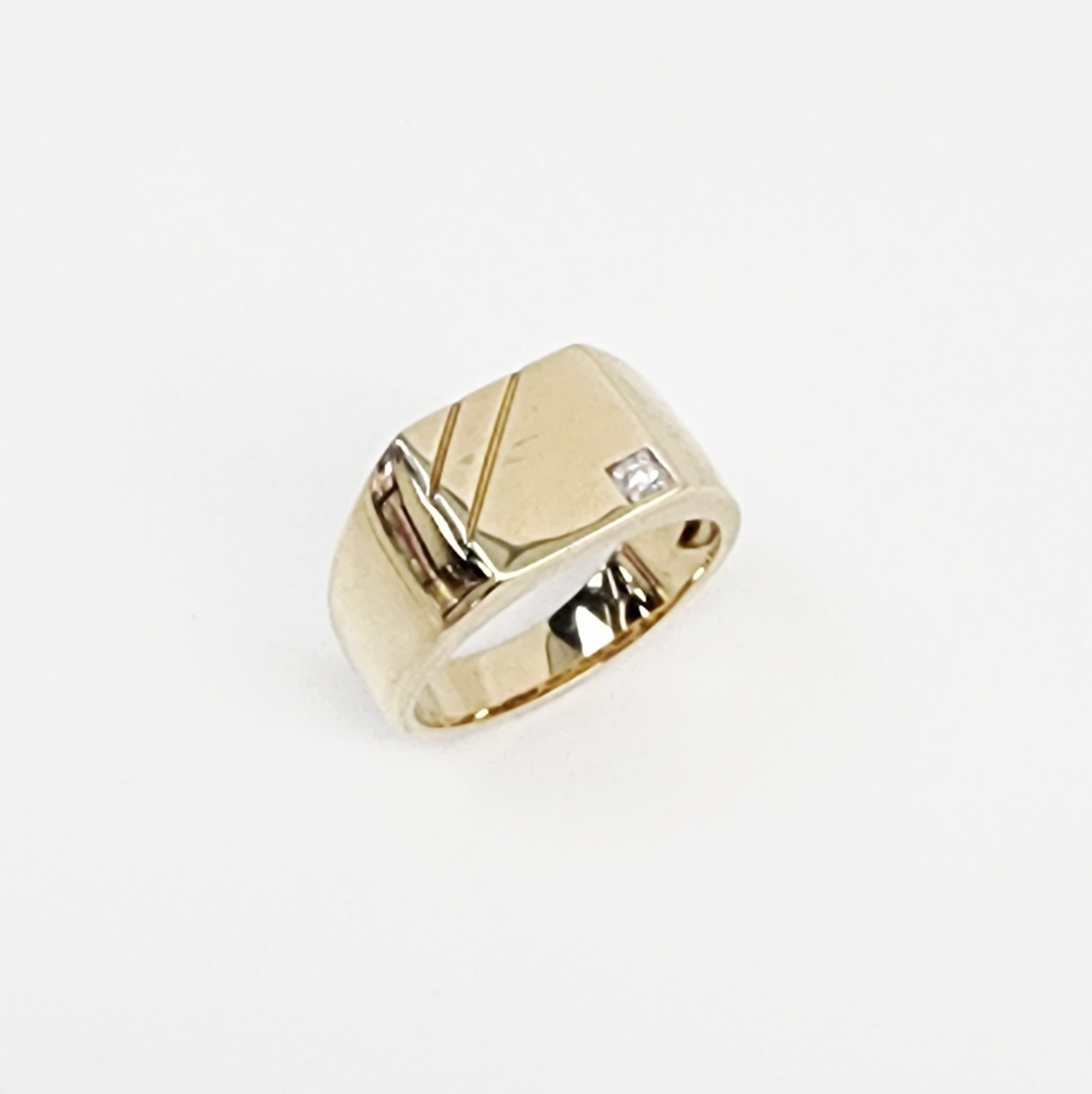 9ct Yellow Gold Men’s Signet Ring with 0.03ct Diamond Accent, 11.5mm Square Top - D7802 Gold Rings, Men's Gold Rings 