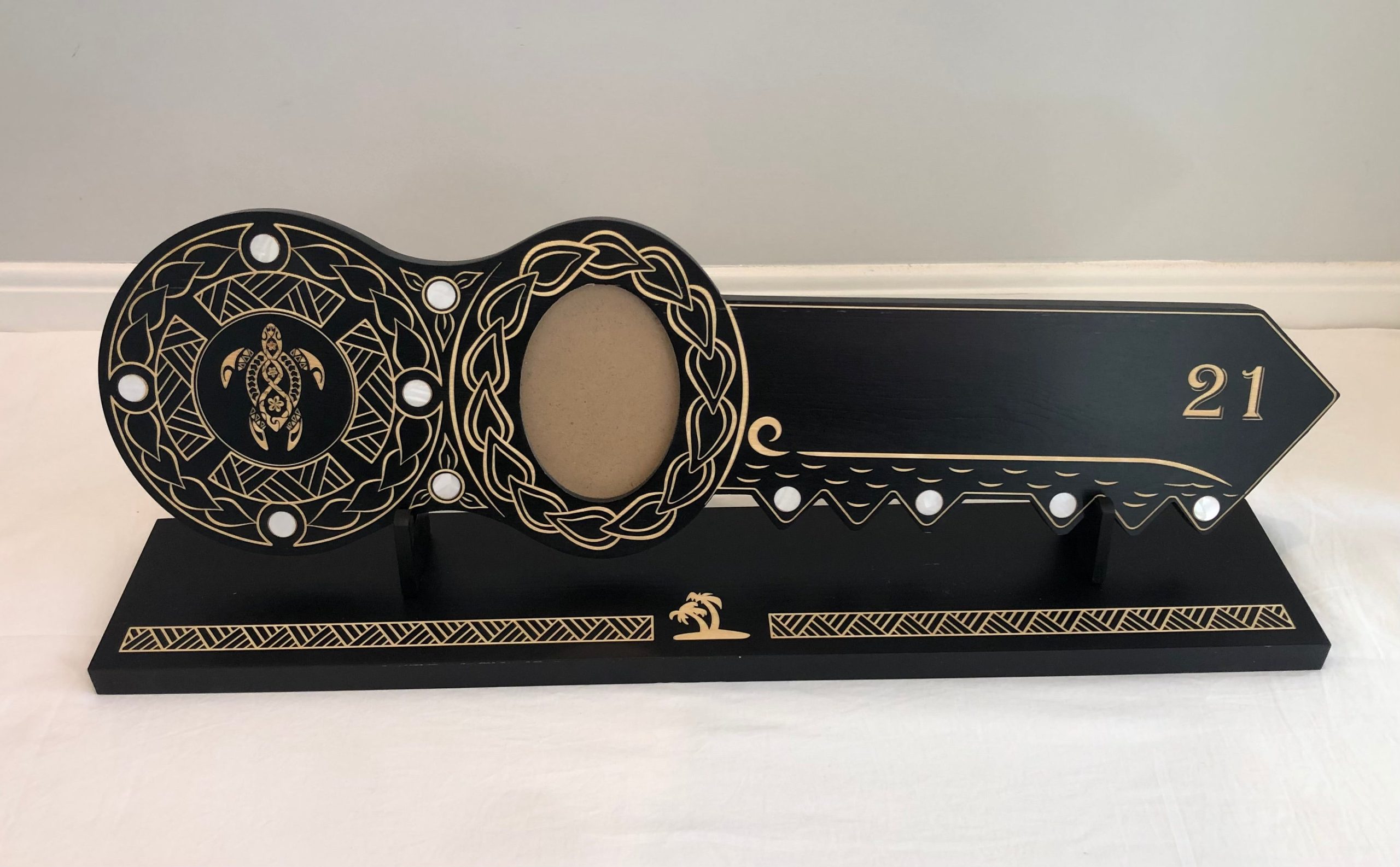 21st Island Design Key with Laser Engraved Turtle & 21 with Round White Mother of Pearl Inlays with Matching Stand - Design 2118 (Stand) 21st Keys 