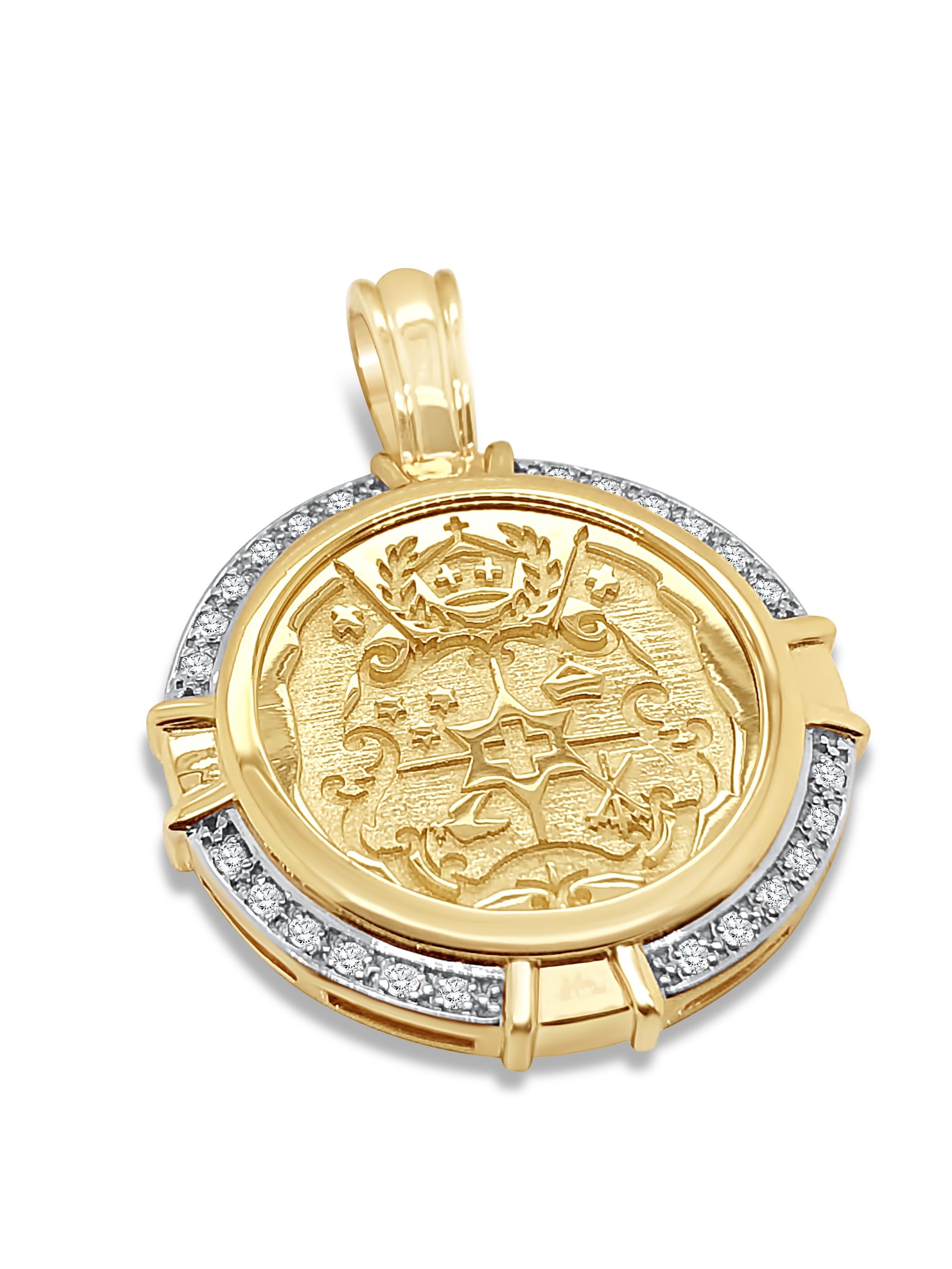 9ct Yellow Gold Tongan Sila Pendant With 0.21ct Diamond Setting Gold Pendants 