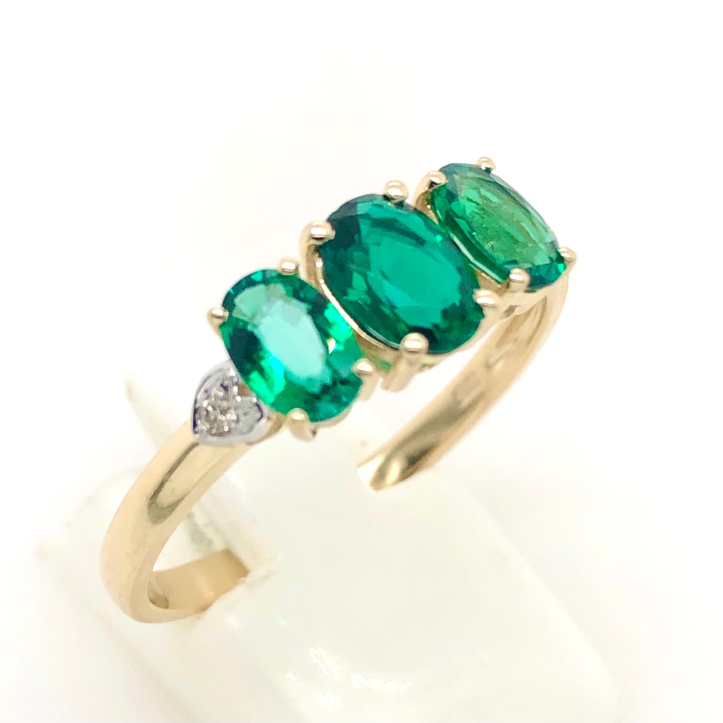 9ct Yellow Gold 3 Stone Biron Emerld Ring with Diamonds Gold Rings 9ct Yellow Gold 3 Stone Biron Emerld Ring with Diamonds Gold Rings