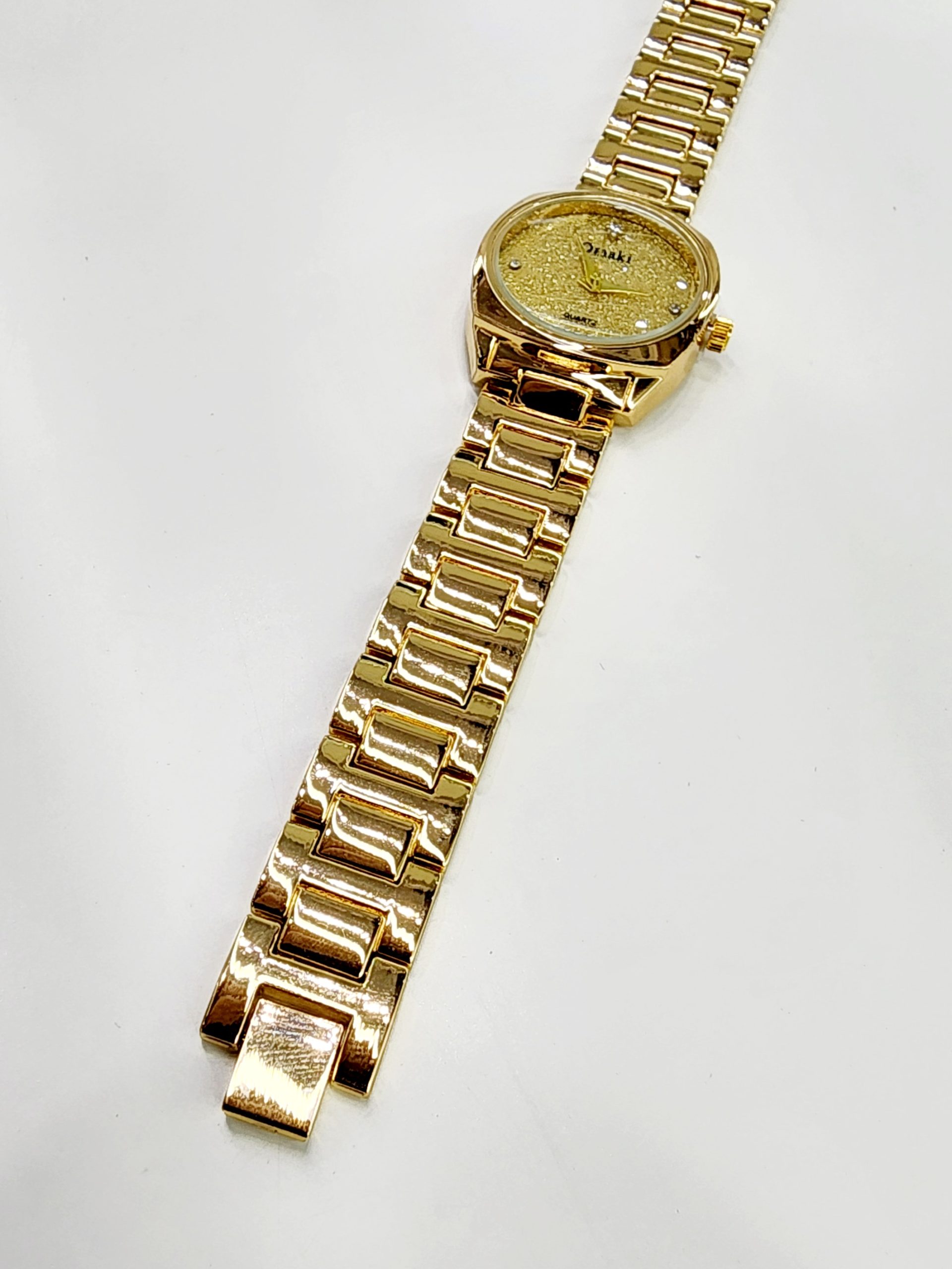 OMAKI Womens Gold Tone Dress Watch with Gold Glitter Face Dress Watches OMAKI Womens Gold Tone Dress Watch with Gold Glitter Face Dress Watches