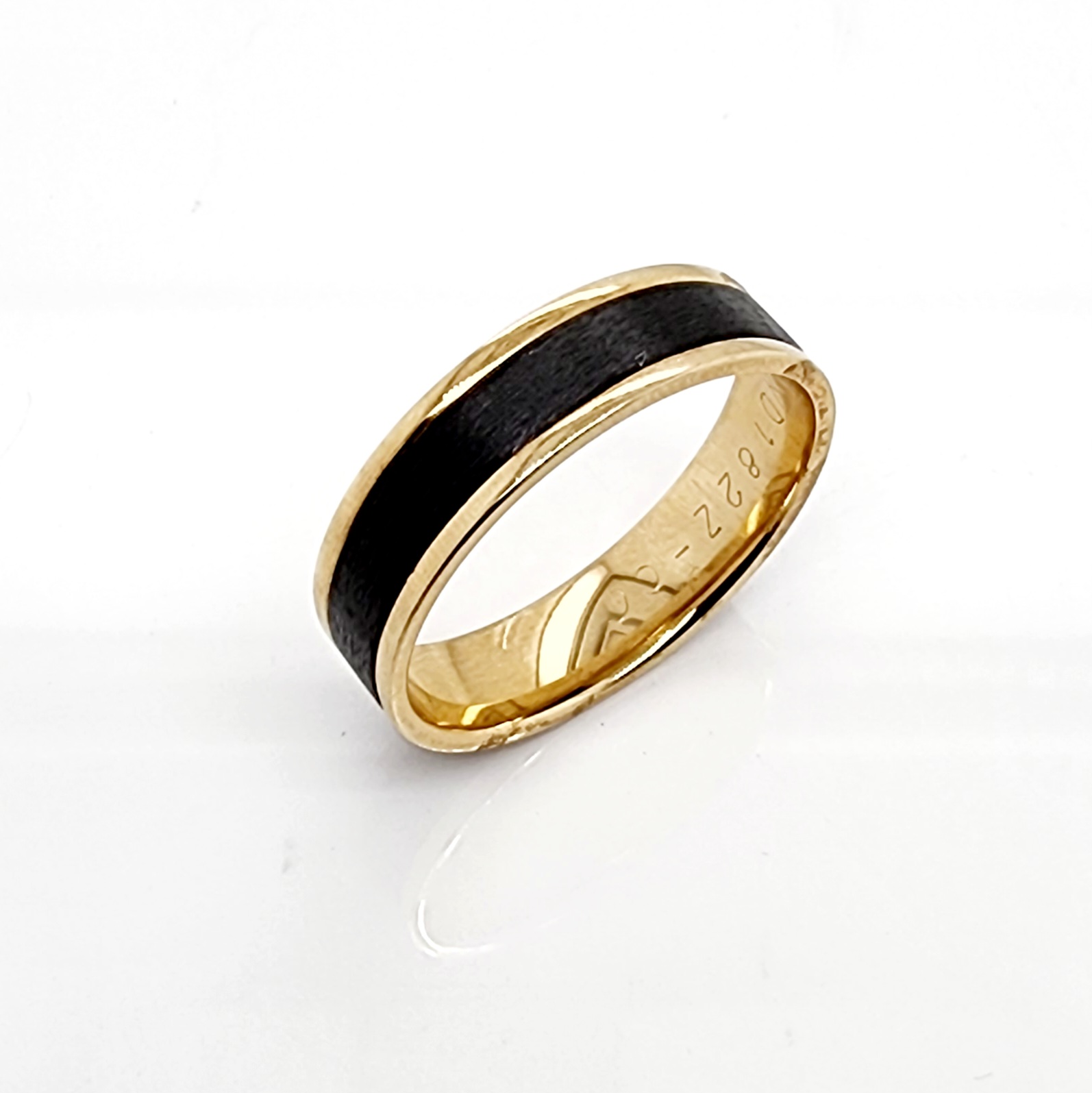 9ct Yellow Gold 6mm Wide Band with Black Zirconium Centre Inlay Gold Rings, Men's Gold Rings 9ct Yellow Gold 6mm Wide Band with Black Zirconium Centre Inlay Gold Rings, Men's Gold Rings