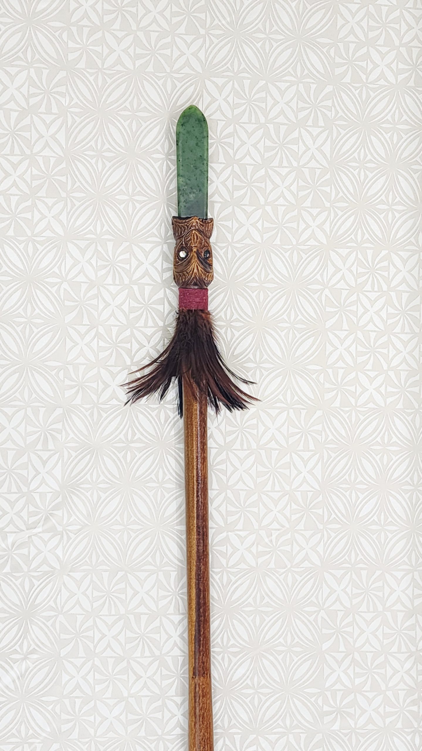 Full Size Maori Wooden Taiaha with New Zealand Greenstone Blade - WM978J NIXON, WATCH 