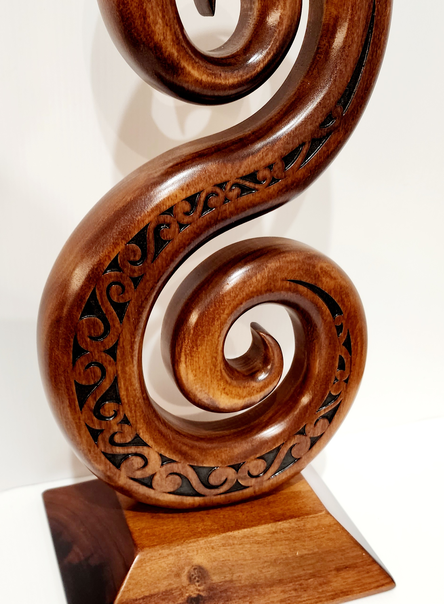Wooden Carved Large Maori Carved Double Koru and Laser Engraved Patterns on Stand 21st Keys Wooden Carved Large Maori Carved Double Koru and Laser Engraved Patterns on Stand 21st Keys