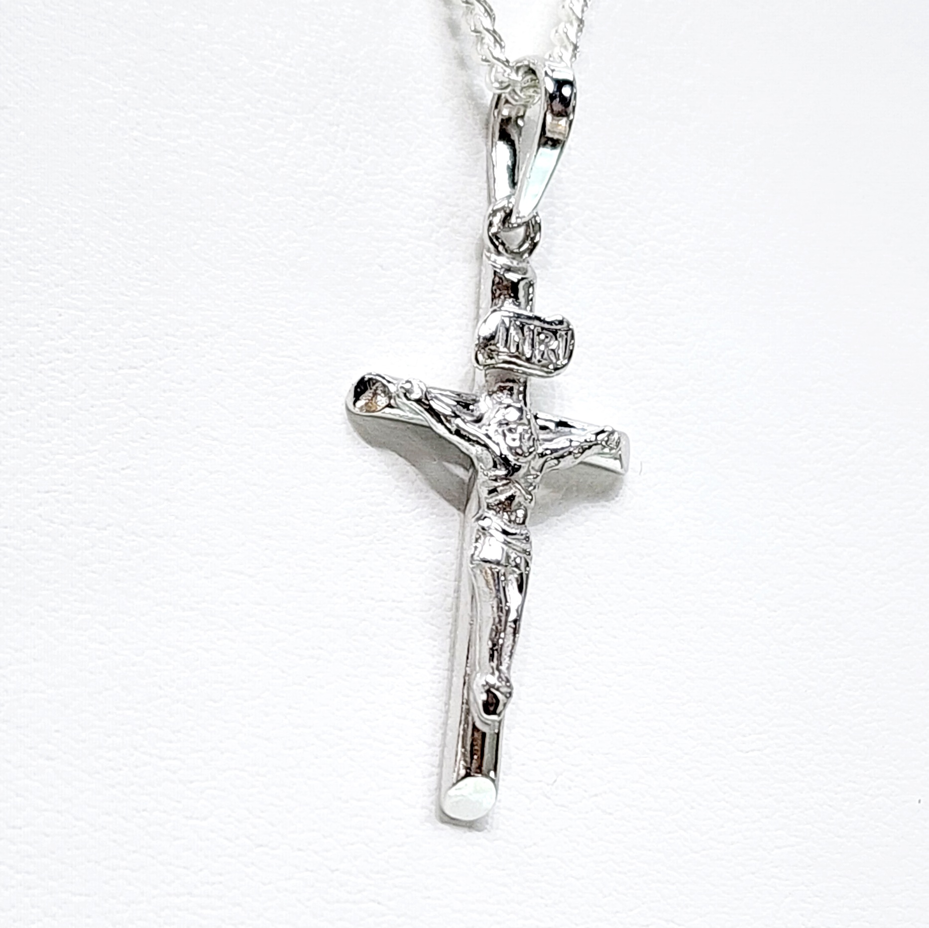 Sterling Silver Crucifix Pendant with CD50 Silver Chain Sterling Silver Pendants Sterling Silver Crucifix Pendant with CD50 Silver Chain Sterling Silver Pendants