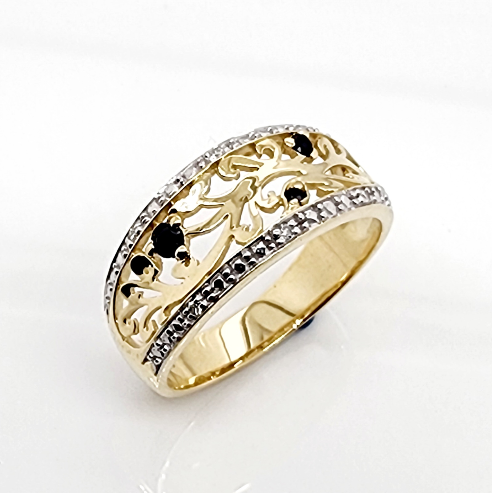 9ct Yellow Gold Diamond & Black Sapphire Filigree Ring Gold Rings 