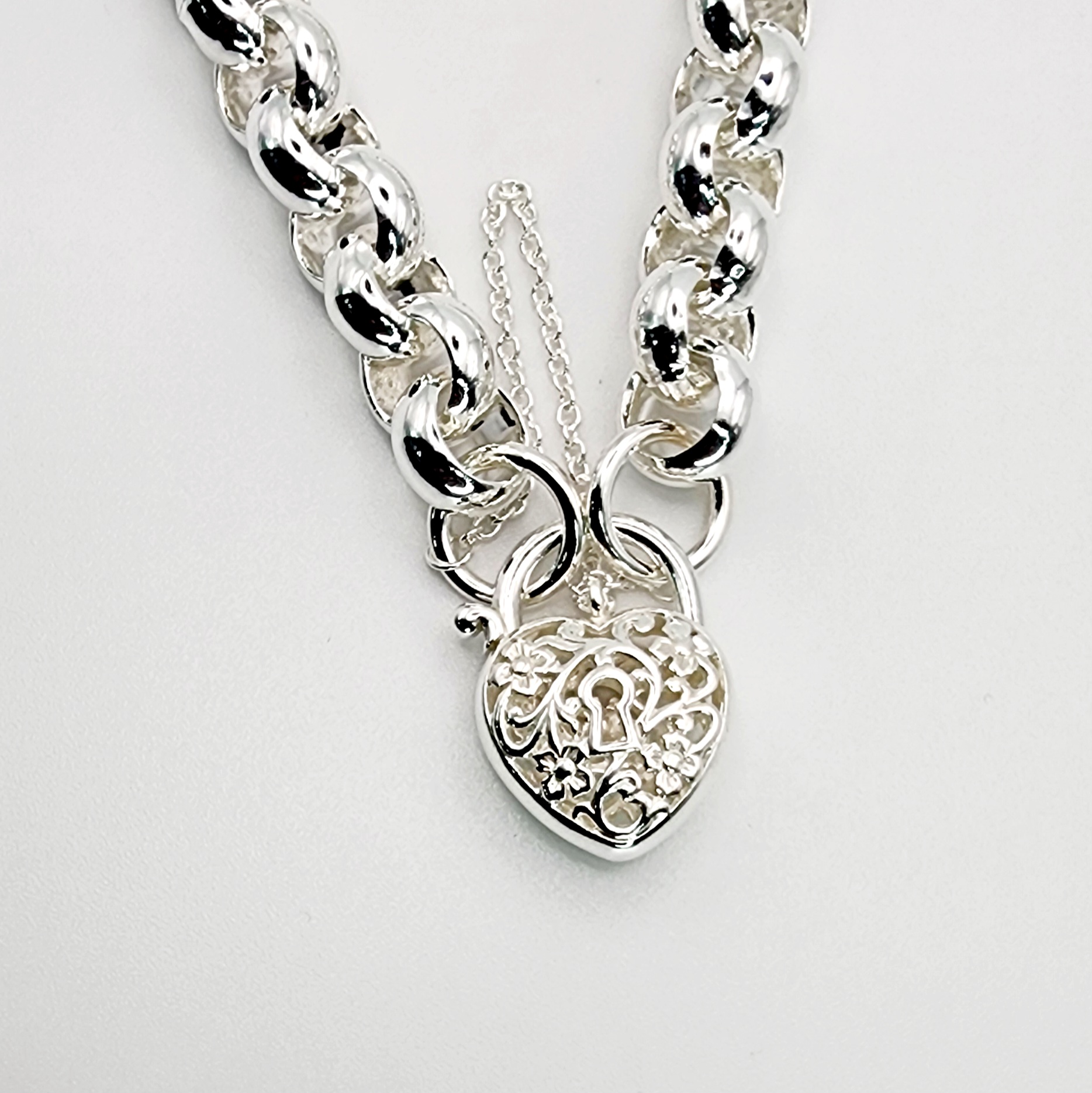 Sterling Silver 20cm Heavy Belcher Bracelet With Filigree Heart Padlock Sterling Silver Bracelets Sterling Silver 20cm Heavy Belcher Bracelet With Filigree Heart Padlock Sterling Silver Bracelets