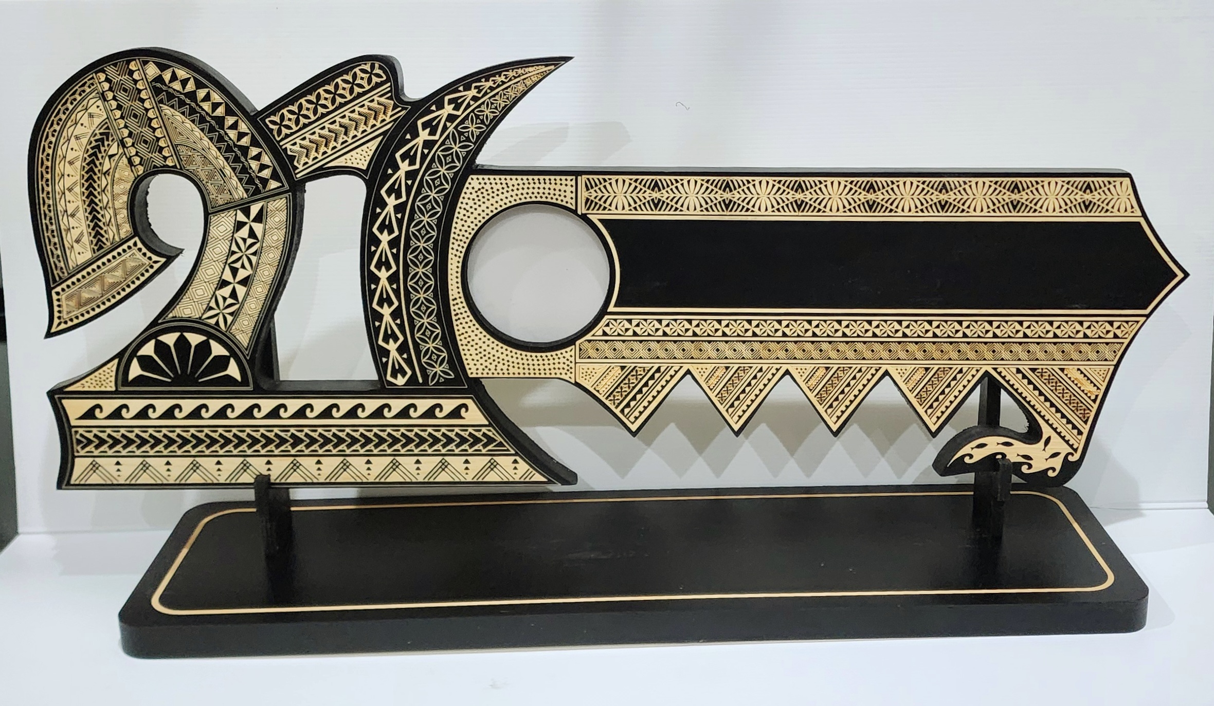 21st Wooden Key Black Shade Island Design On Stand 21st Keys 