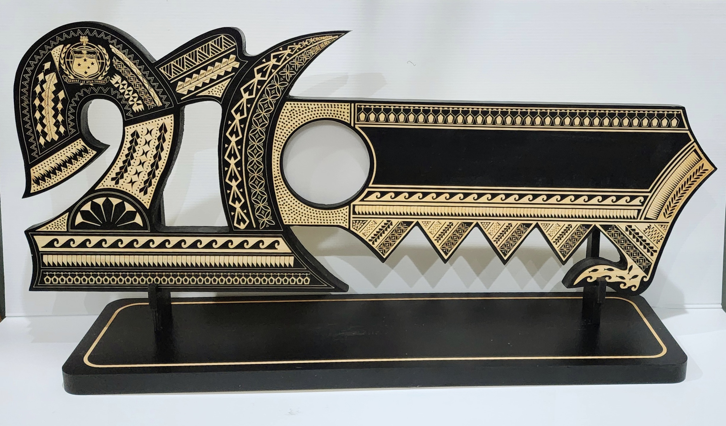 21st Wooden Key Black Shade Island Design On Stand With Samoan Sila 21st Keys 