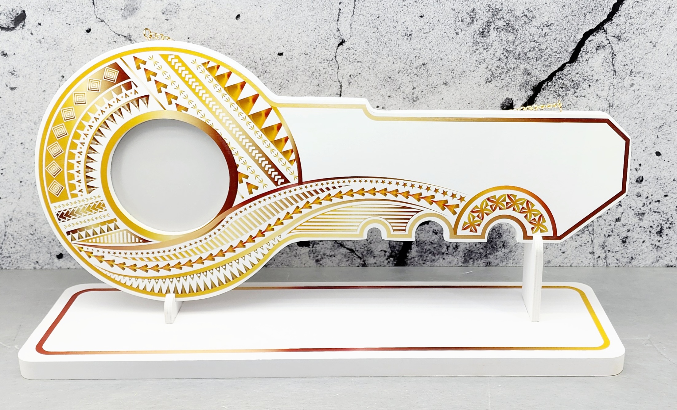 Island Design Golden Red Theme Colour UV Printed Birthday Key with Matching Colour Stand 21st Keys 