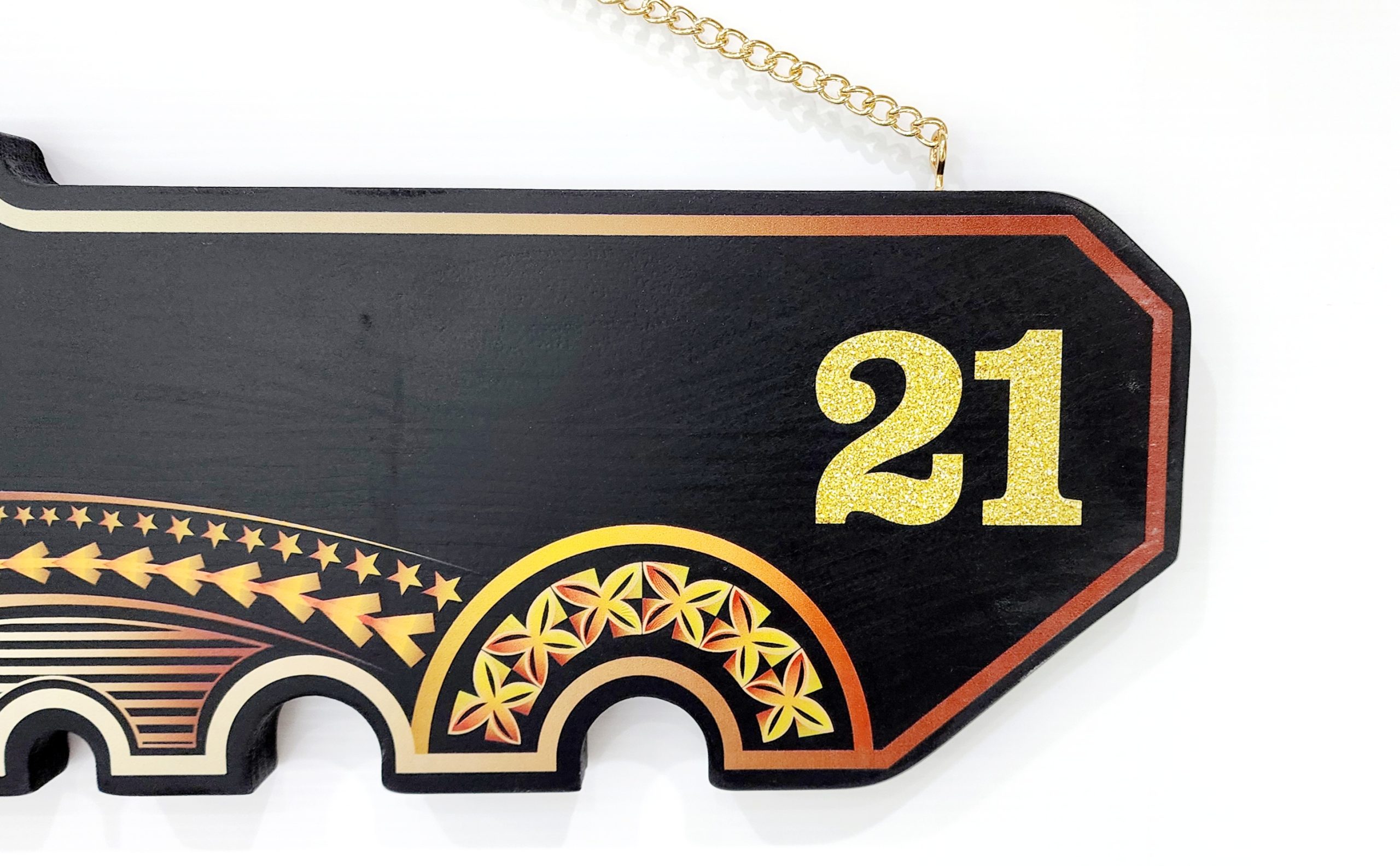 Island Design Golden Red Theme Colour UV Printed Birthday Key with Golden Glitter Look "21" 21st Keys Island Design Golden Red Theme Colour UV Printed Birthday Key with Golden Glitter Look "21" 21st Keys
