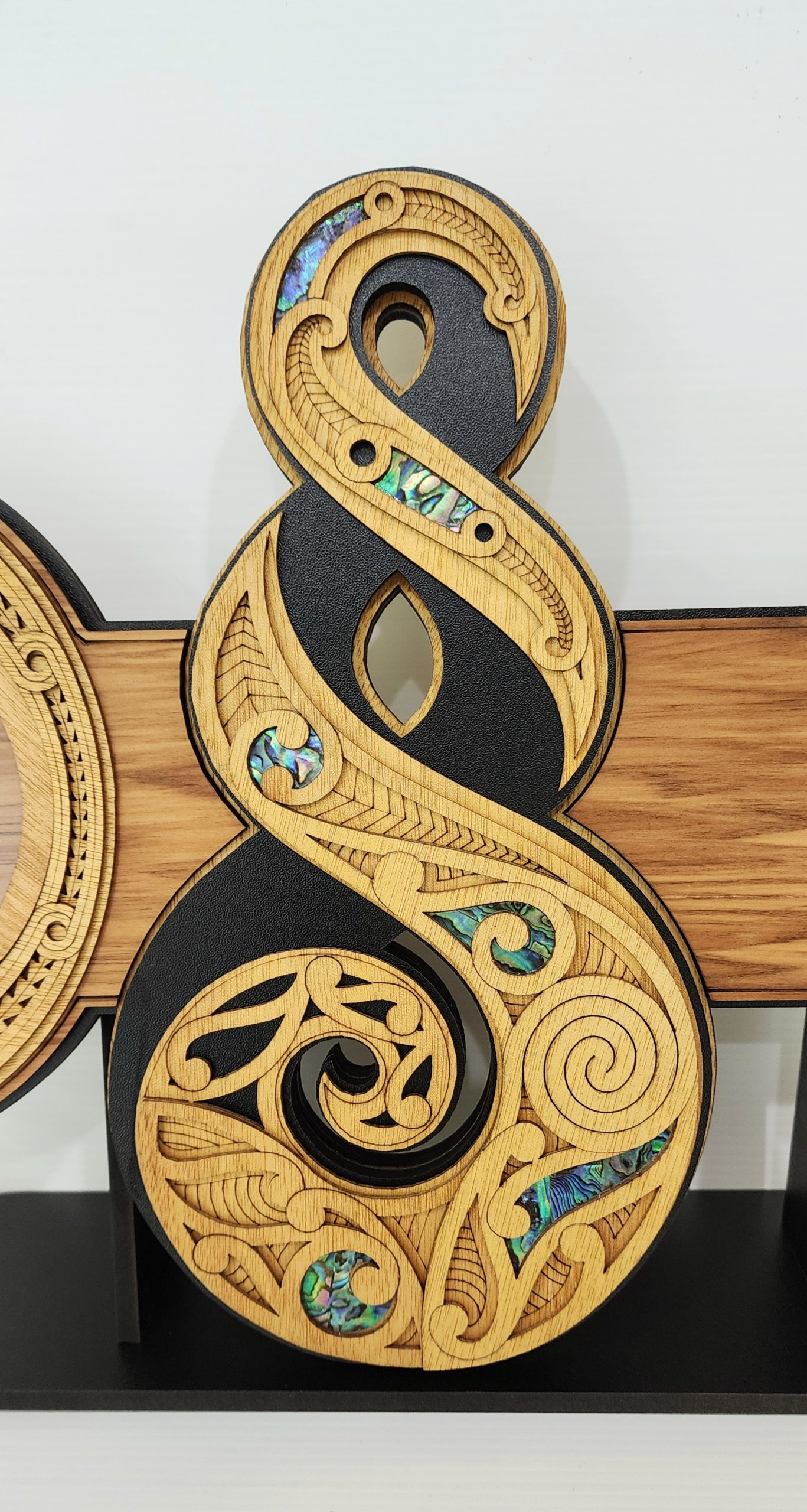 Pikorua (Twist) Birthday Key with Removable Stand - 21TW-TWIST 21st Keys Pikorua (Twist) Birthday Key with Removable Stand - 21TW-TWIST 21st Keys