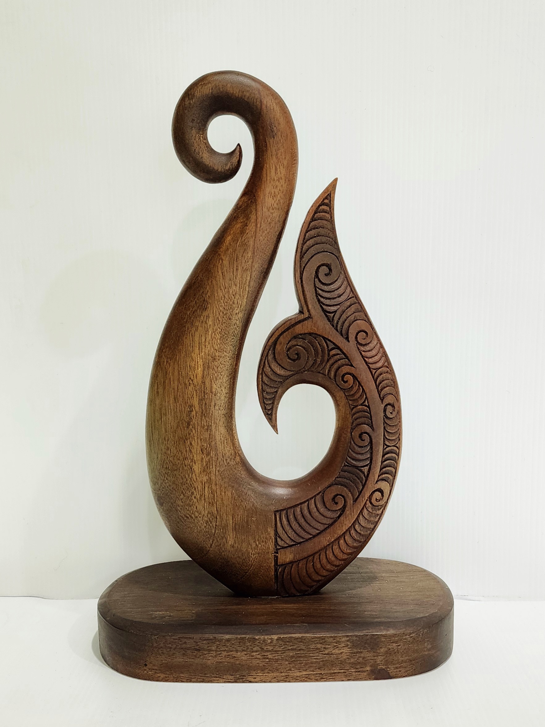 Wooden Carved Fish Hook On Base 310mm High - VW923 NIXON, WATCH 