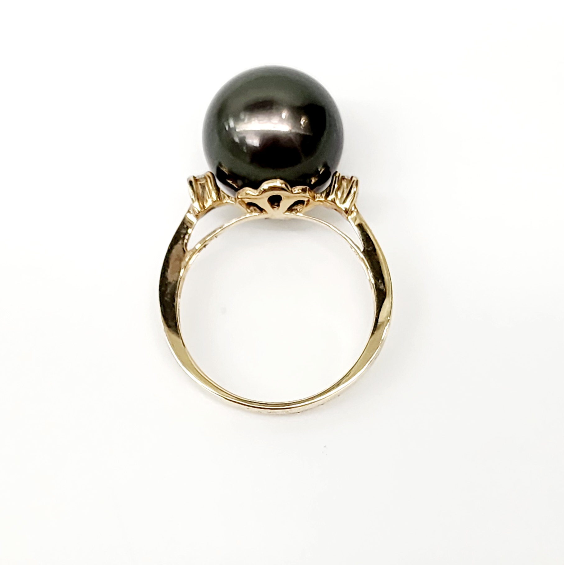 9ct Yellow Gold 13mm Tahitian Black Pearl Ring with Diamond Setting Sterling Silver Rings 9ct Yellow Gold 13mm Tahitian Black Pearl Ring with Diamond Setting Sterling Silver Rings