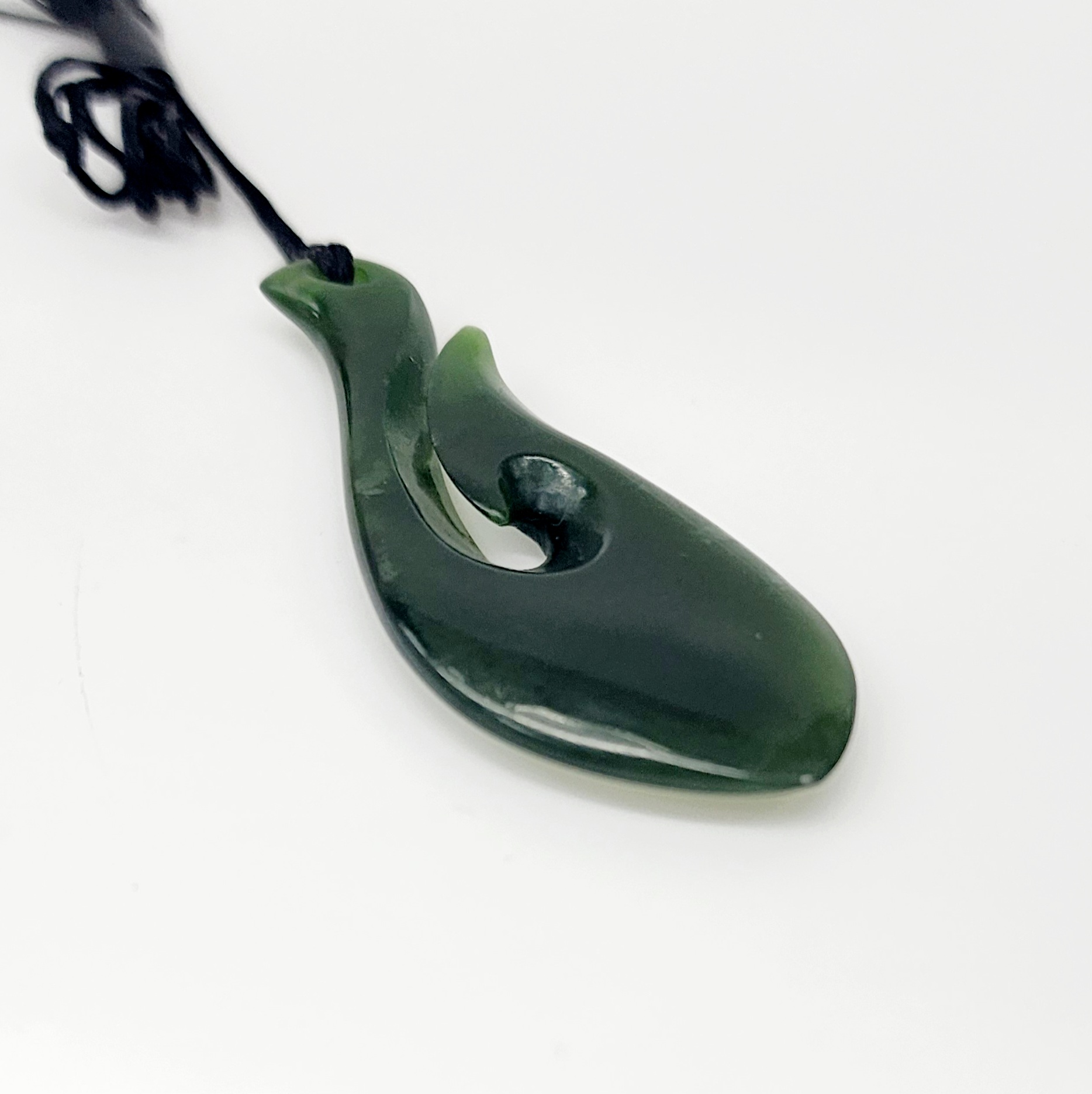 New Zealand Fish Hook Greenstone Necklace 9ct Gold Ring, Gold Jewellery, Gold Rings New Zealand Fish Hook Greenstone Necklace 9ct Gold Ring, Gold Jewellery, Gold Rings