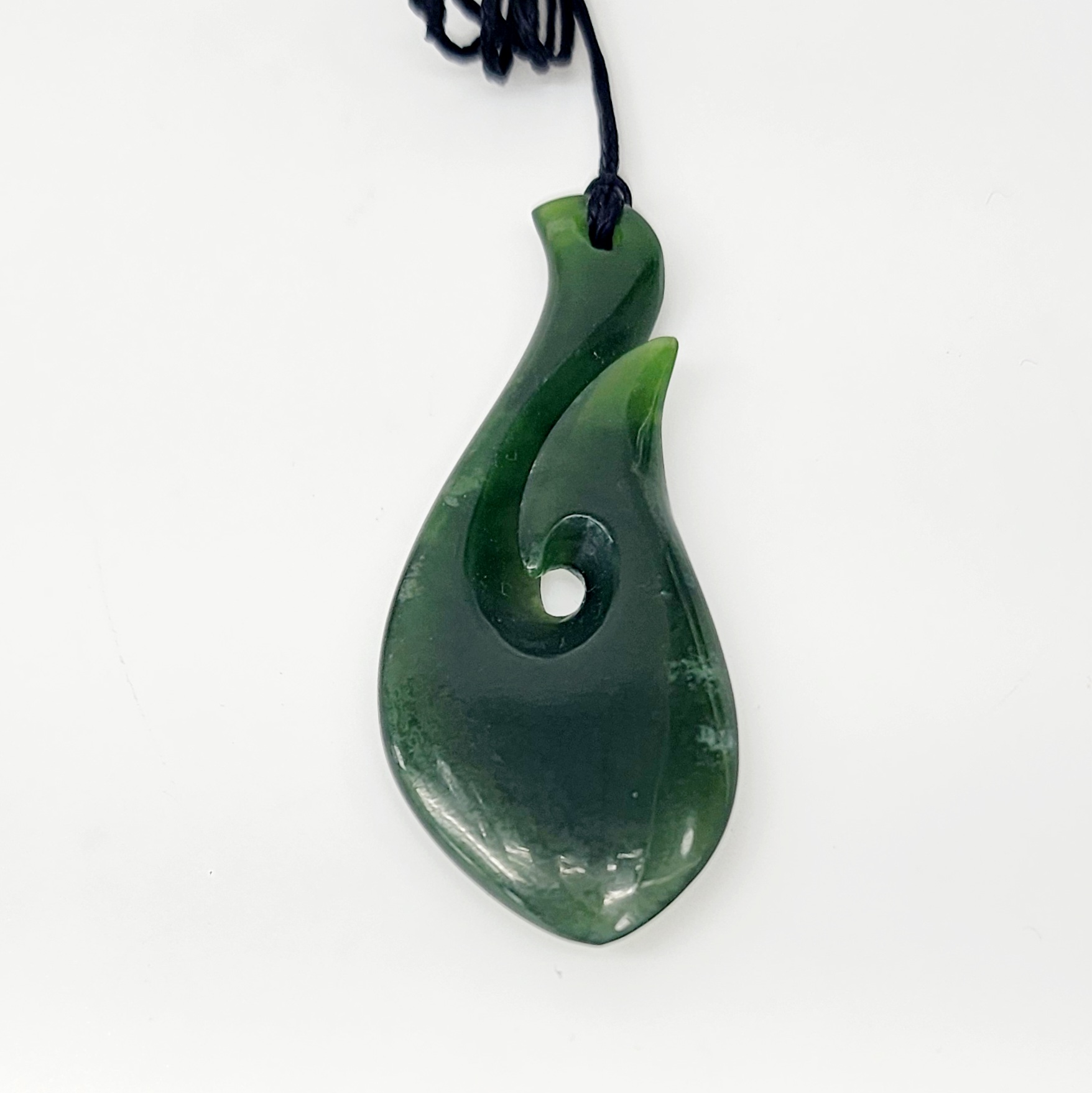 New Zealand Fish Hook Greenstone Necklace 9ct Gold Ring, Gold Jewellery, Gold Rings New Zealand Fish Hook Greenstone Necklace 9ct Gold Ring, Gold Jewellery, Gold Rings