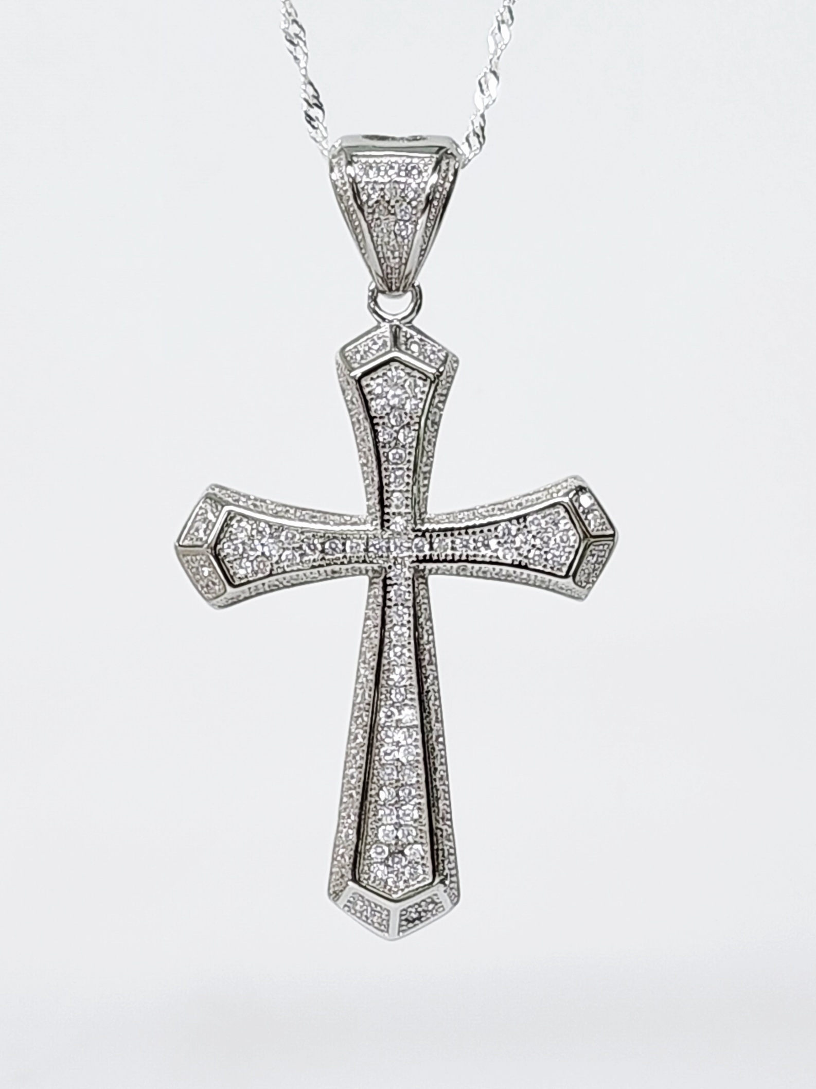 Sterling Silver Large Full Cubic Zirconia Set Cross Pendant - P00943 Seiko 