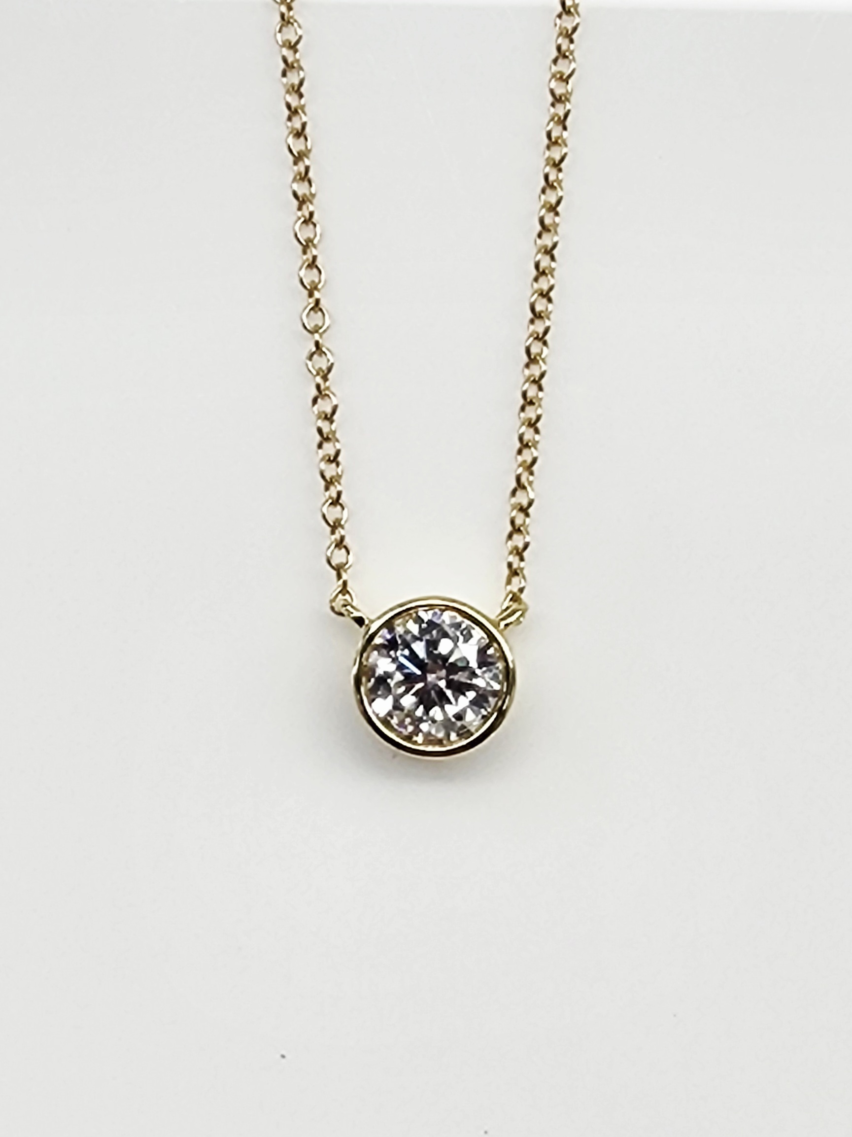 9ct Yellow Gold Bezel Setting LGD 0.50ct E/F - VS Diamond Solitaire with 9ct YG Necklace 45cm - AUNE1893 Greenstone?Jewellery 