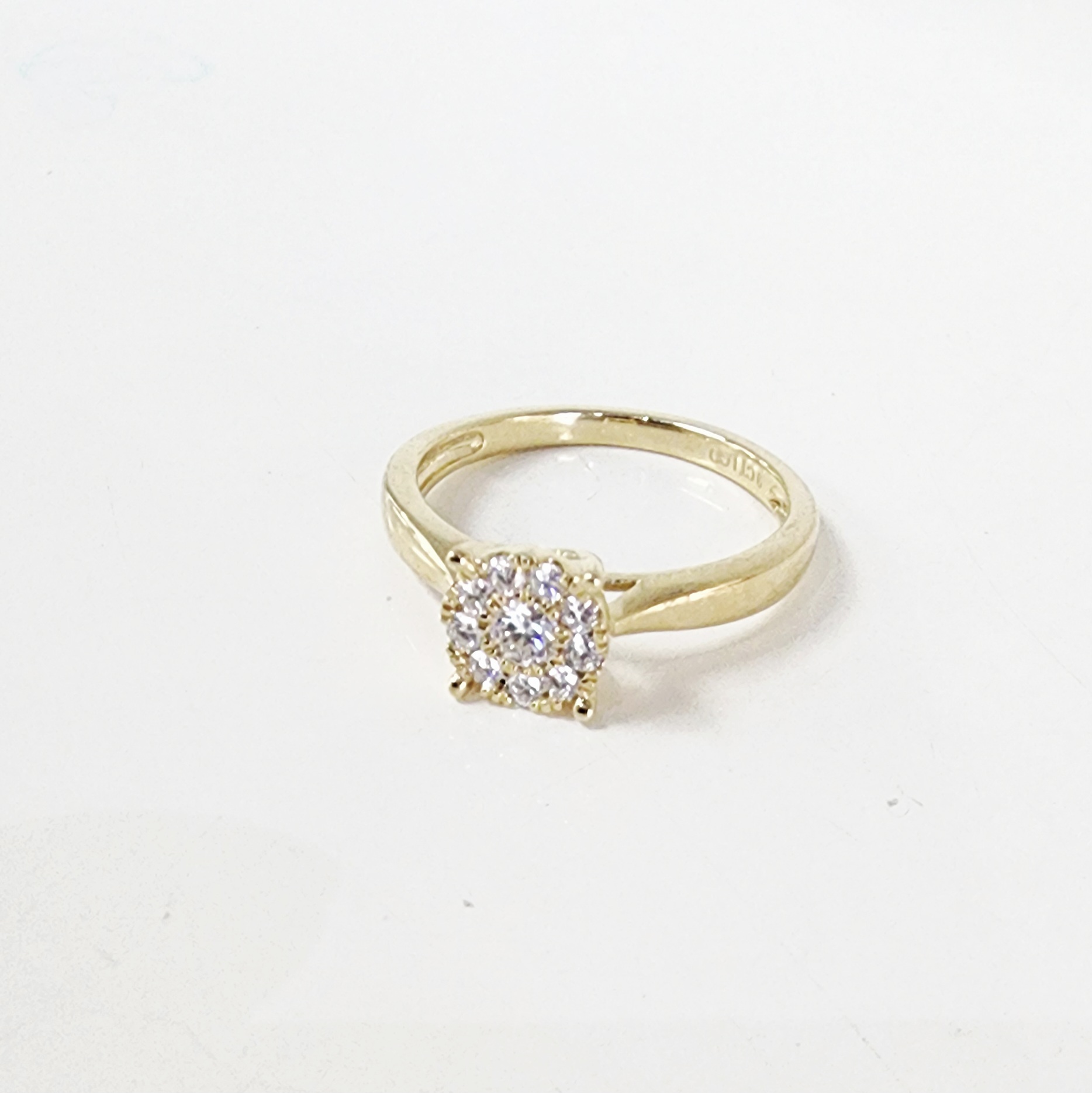 9ct Yellow Gold Lab Grown Diamond Cluster Engagement Ring 0.28ct TDW EF/VS - AURG1112 Gold Earrings 9ct Yellow Gold Lab Grown Diamond Cluster Engagement Ring 0.28ct TDW EF/VS - AURG1112 Gold Earrings