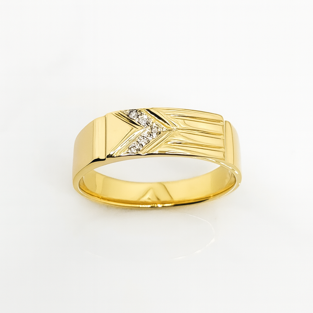 9ct Yellow Gold Diamond-Set Chevron Band – 5.8mm Top Width Greenstone Jewellery 