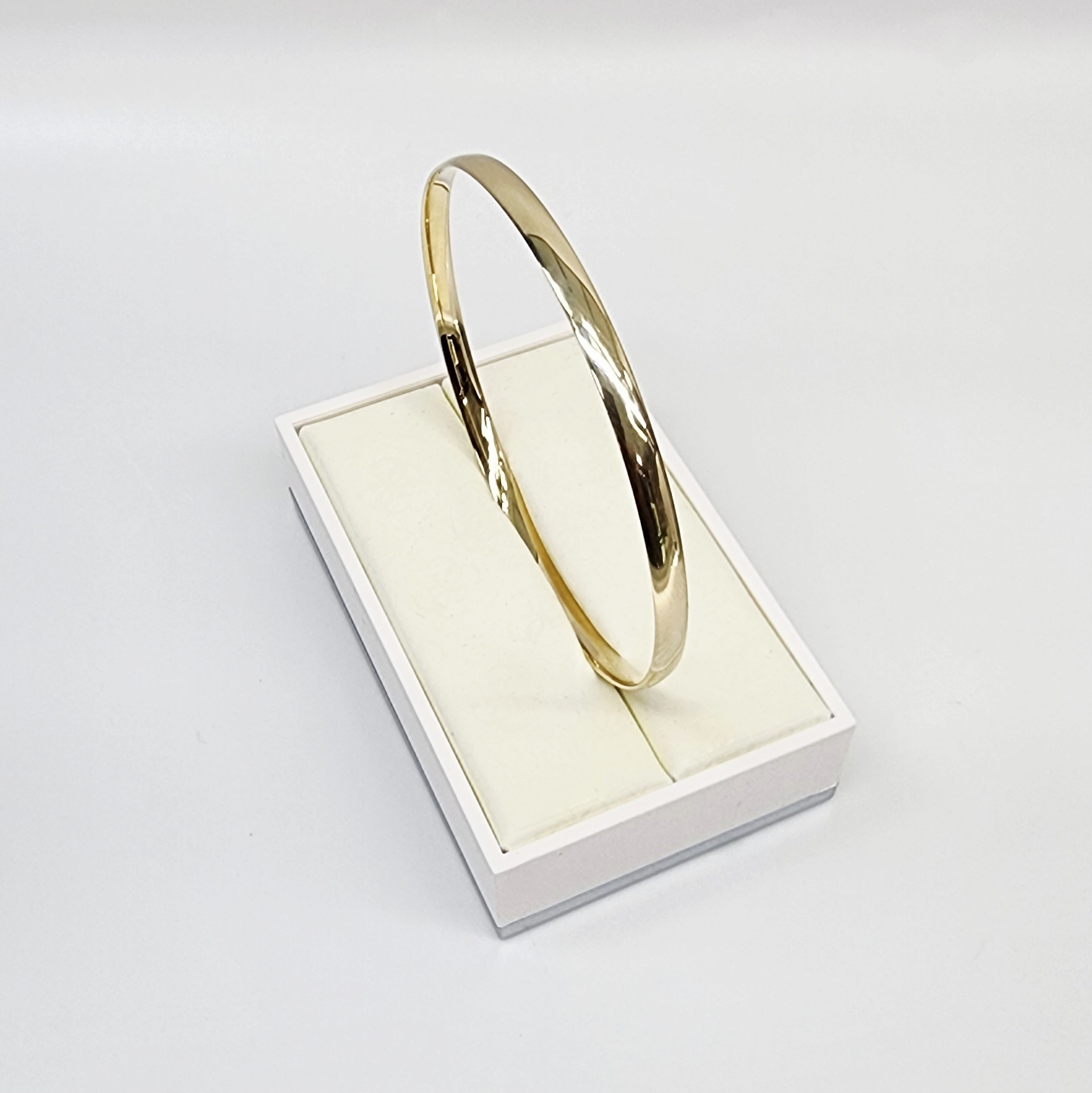 9ct Yellow Gold Classic Half Round 4mm Wide x 65mm Bangle Gold Bracelets 