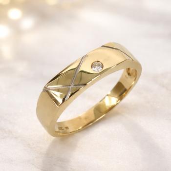 9ct Yellow Gold Gents Ring with Round Cut CZ – 5.60mm Classic Pattern Design - 9CTD4332 Gold Earrings 9ct Yellow Gold Gents Ring with Round Cut CZ – 5.60mm Classic Pattern Design - 9CTD4332 Gold Earrings