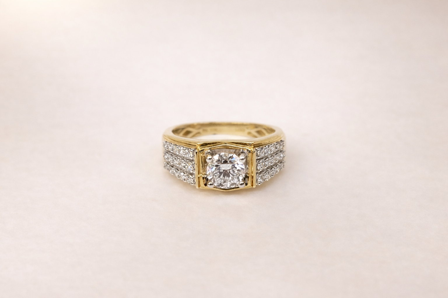 10ct Yellow Gold 1.50CT Lab Grown Diamond Gents Ring – 1.00CT Centre, EF VS - LGR44396 Gold Earrings 10ct Yellow Gold 1.50CT Lab Grown Diamond Gents Ring – 1.00CT Centre, EF VS - LGR44396 Gold Earrings