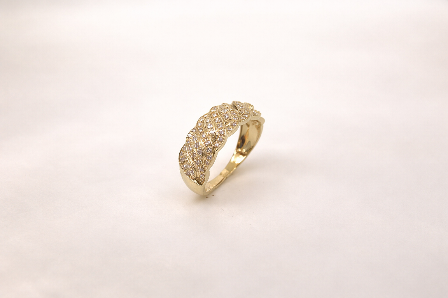 10ct Yellow Gold Diamond Twist Band Ring – 0.25ct Lab Grown Diamonds (EF/VS) - LGR46230 Greenstone?Jewellery 10ct Yellow Gold Diamond Twist Band Ring – 0.25ct Lab Grown Diamonds (EF/VS) - LGR46230 Greenstone?Jewellery