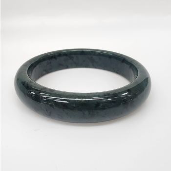 New Zealand Greenstone (Pounamu) Bangle – 66mm – 16mm Wide – Half Round Polished - BANWDOZ-66 Greenstone?Jewellery 