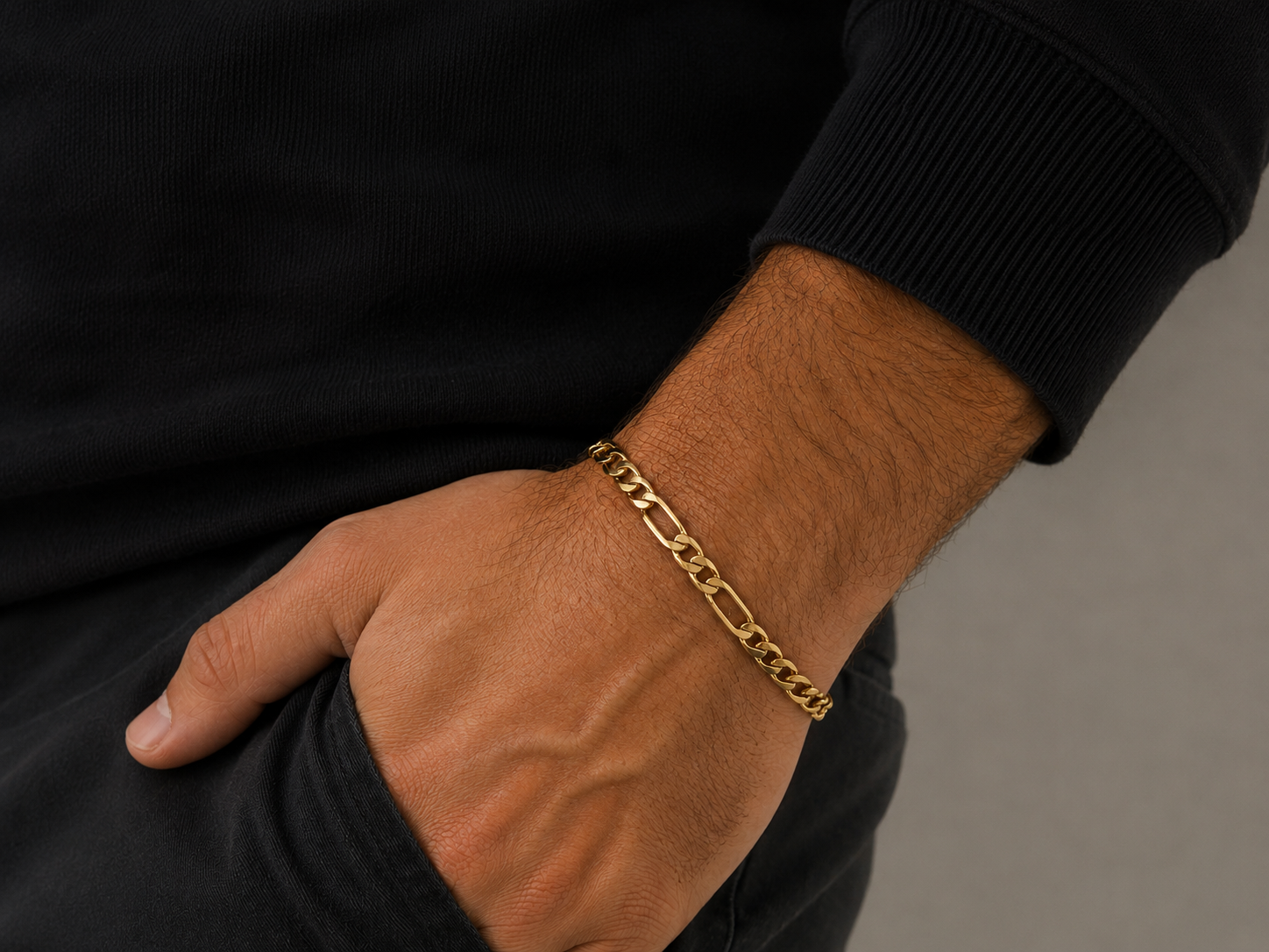 9ct Yellow Gold FBSFD120 1/3 Bevel Diamond Cut Figaro Link Bracelet – 9CTFBSFD120 Seiko 9ct Yellow Gold FBSFD120 1/3 Bevel Diamond Cut Figaro Link Bracelet – 9CTFBSFD120 Seiko