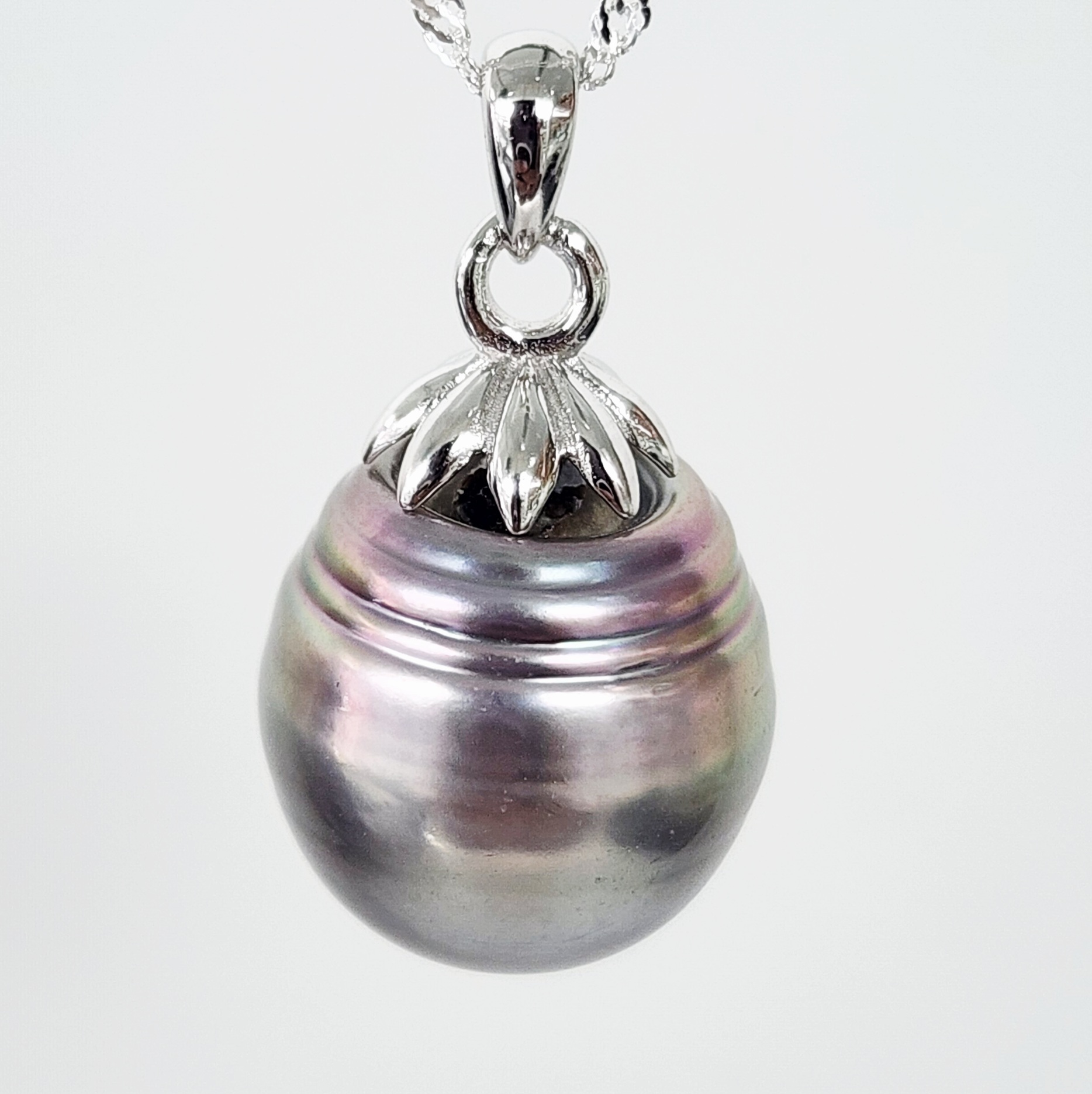 14mm Tahitian Grey Pearl Pendant with Sterling Silver Cap & Complimentary Sterling Silver Chain - SSYZ02 Seiko 14mm Tahitian Grey Pearl Pendant with Sterling Silver Cap & Complimentary Sterling Silver Chain - SSYZ02 Seiko
