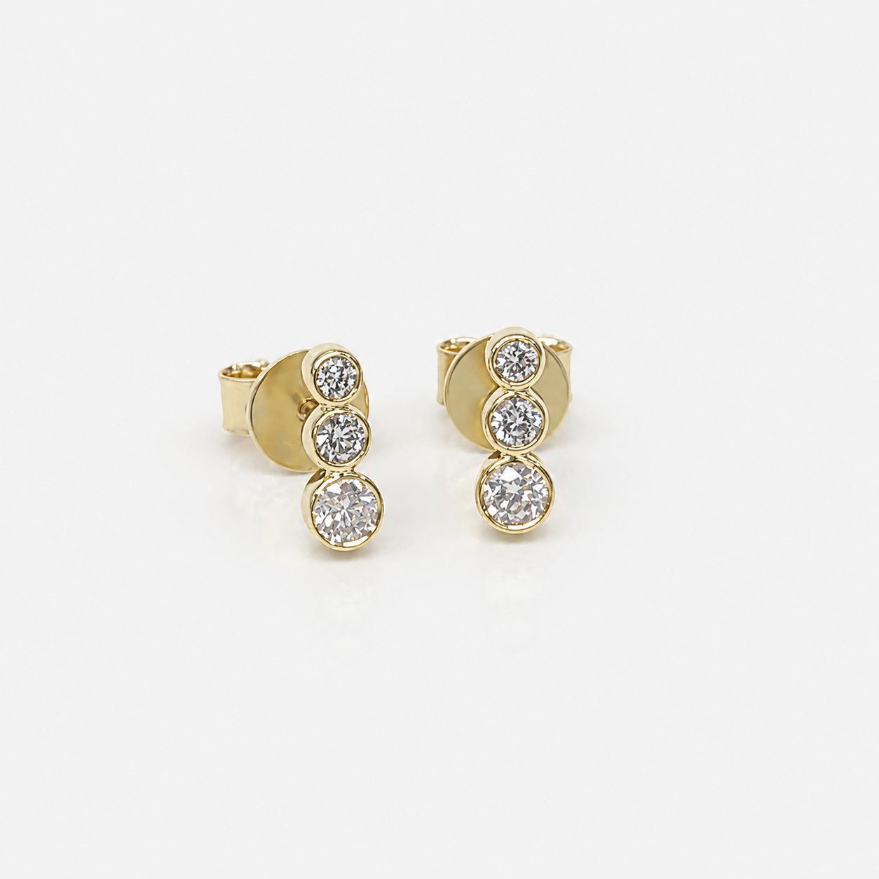 9ct Yellow Gold Lab Grown Diamond Bezel Set Stud Earrings – 0.25ct Total Diamond Weight - AUER4095L Seiko 9ct Yellow Gold Lab Grown Diamond Bezel Set Stud Earrings – 0.25ct Total Diamond Weight - AUER4095L Seiko