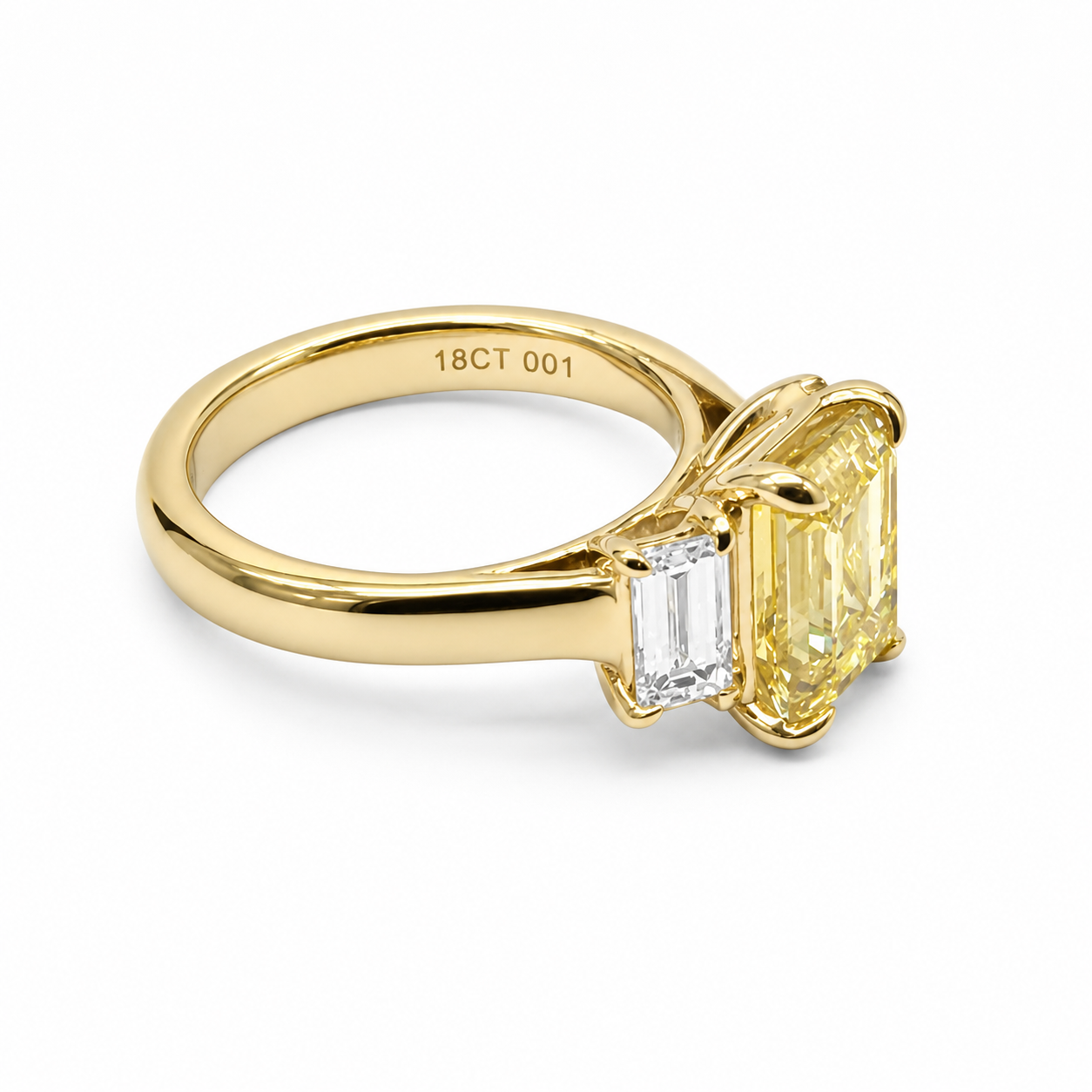 18ct Yellow Gold 3.75ct TDW Fancy Vivid Yellow Lab Grown Diamond Three-Stone Ring Seiko 18ct Yellow Gold 3.75ct TDW Fancy Vivid Yellow Lab Grown Diamond Three-Stone Ring Seiko