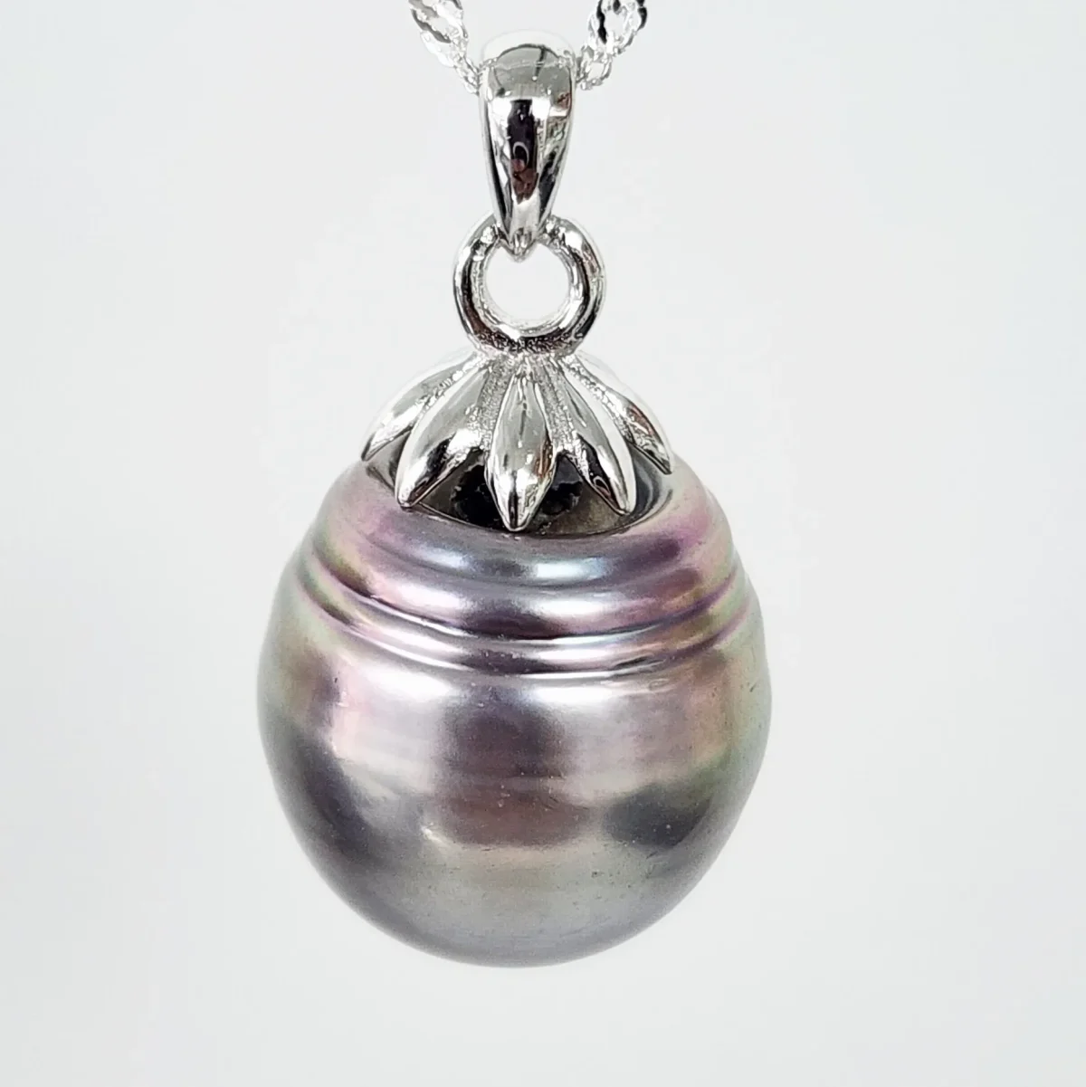 14mm Tahitian Grey Pearl Pendant with Sterling Silver Cap & Complimentary Sterling Silver Chain - SSYZ02