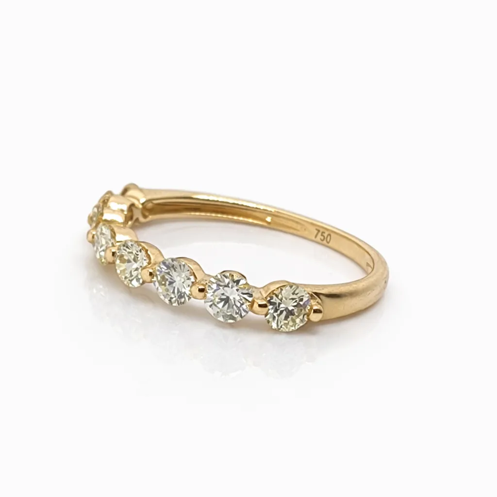 18ct Yellow Gold 0.748ct Natural Diamond Wedding Band 8 Stone Claw Set - 18KR39508EL