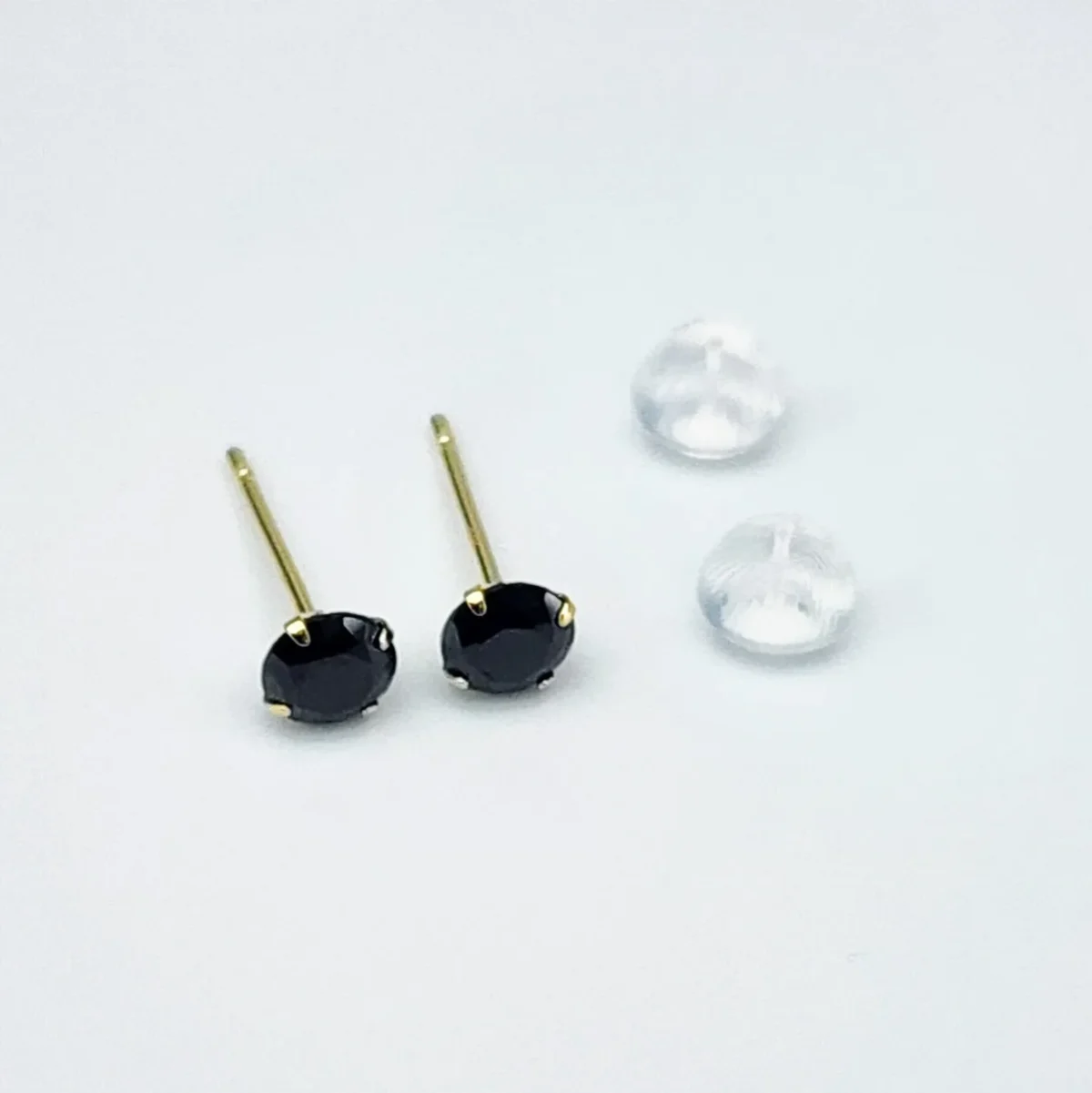 18ct Yellow Gold 4mm Round 4 Claw Black Coloured Cubic Zirconia Stud Earrings - K18CZBLK