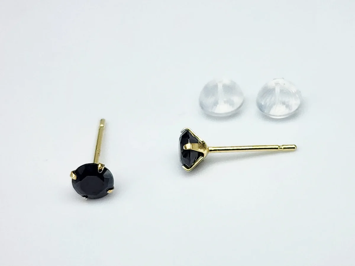 18ct Yellow Gold 4mm Round 4 Claw Black Coloured Cubic Zirconia Stud Earrings - K18CZBLK