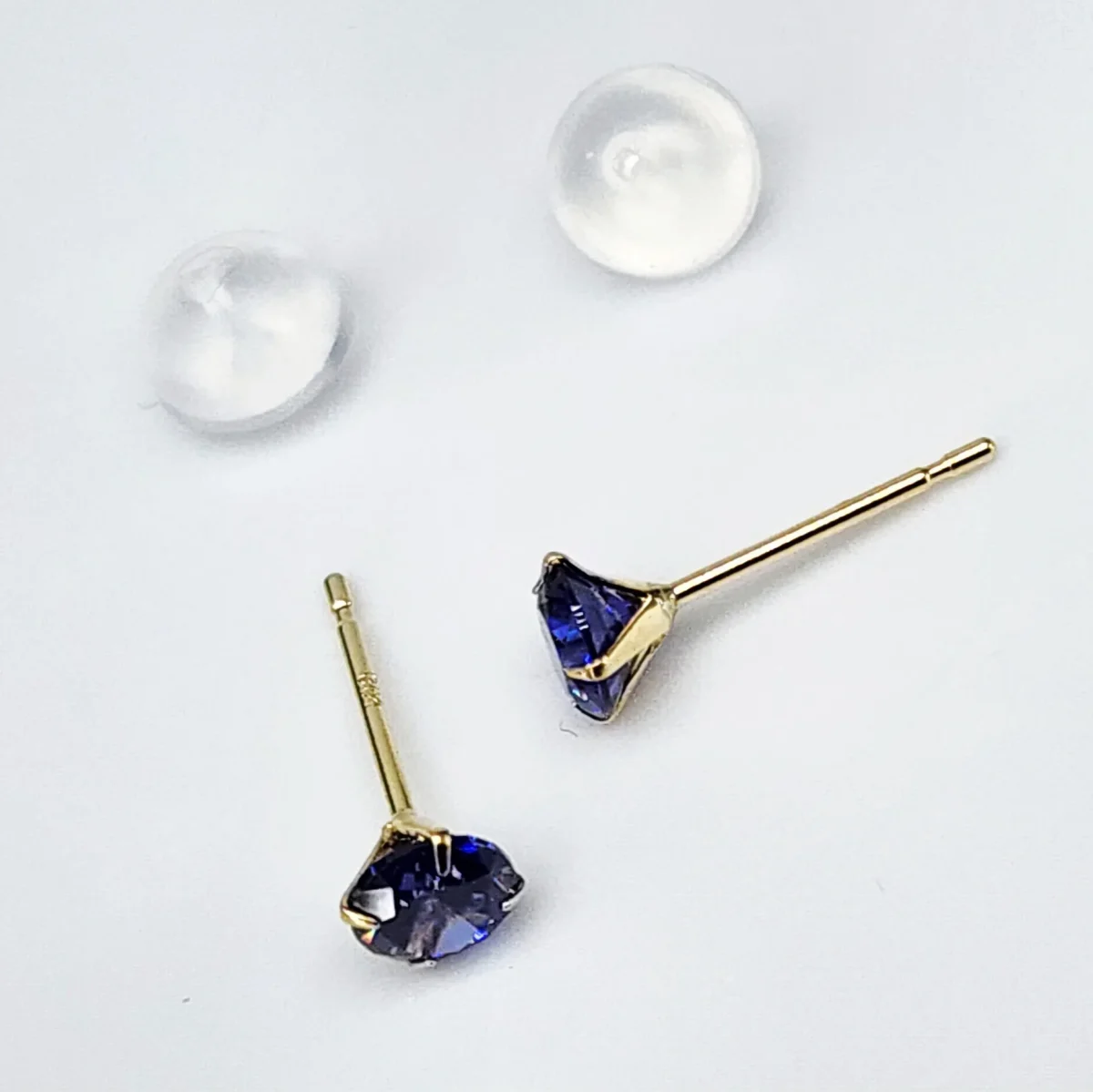 18ct Yellow Gold 4mm Round 4 Claw Blue Sapphire Coloured Cubic Zirconia Stud Earrings - K18CZBLSAP