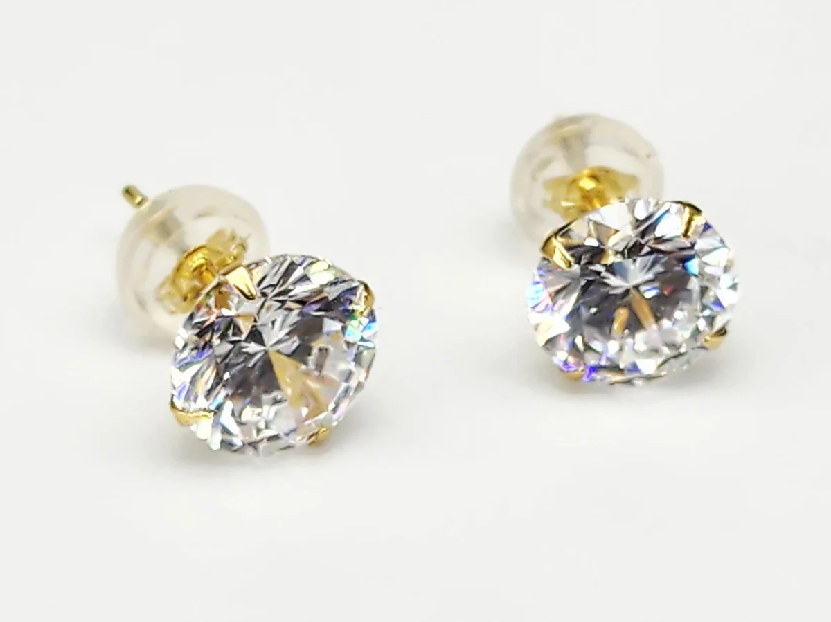 18ct Yellow Gold 7mm Round 4 Claw Cubic Zirconia Stud Earrings - K18-7MMCZ