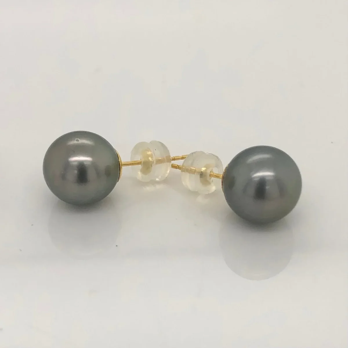 18ct Yellow Gold 9.0-10.0mm Tahitian Black Pearl Stud Earrings