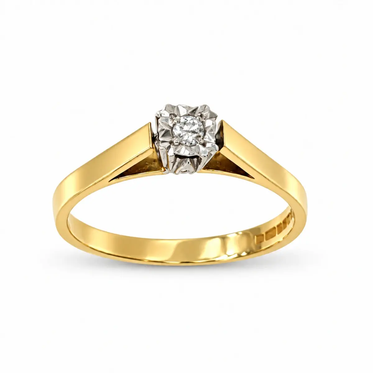 18ct Yellow Gold Engagement Ring with Brilliant Round 0.10ct Diamond Setting