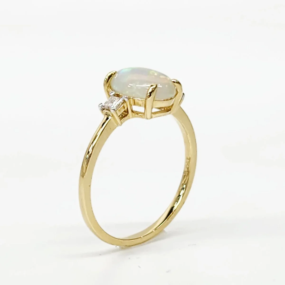 18ct Yellow Gold Oval Opal Ring with Diamond Accents
