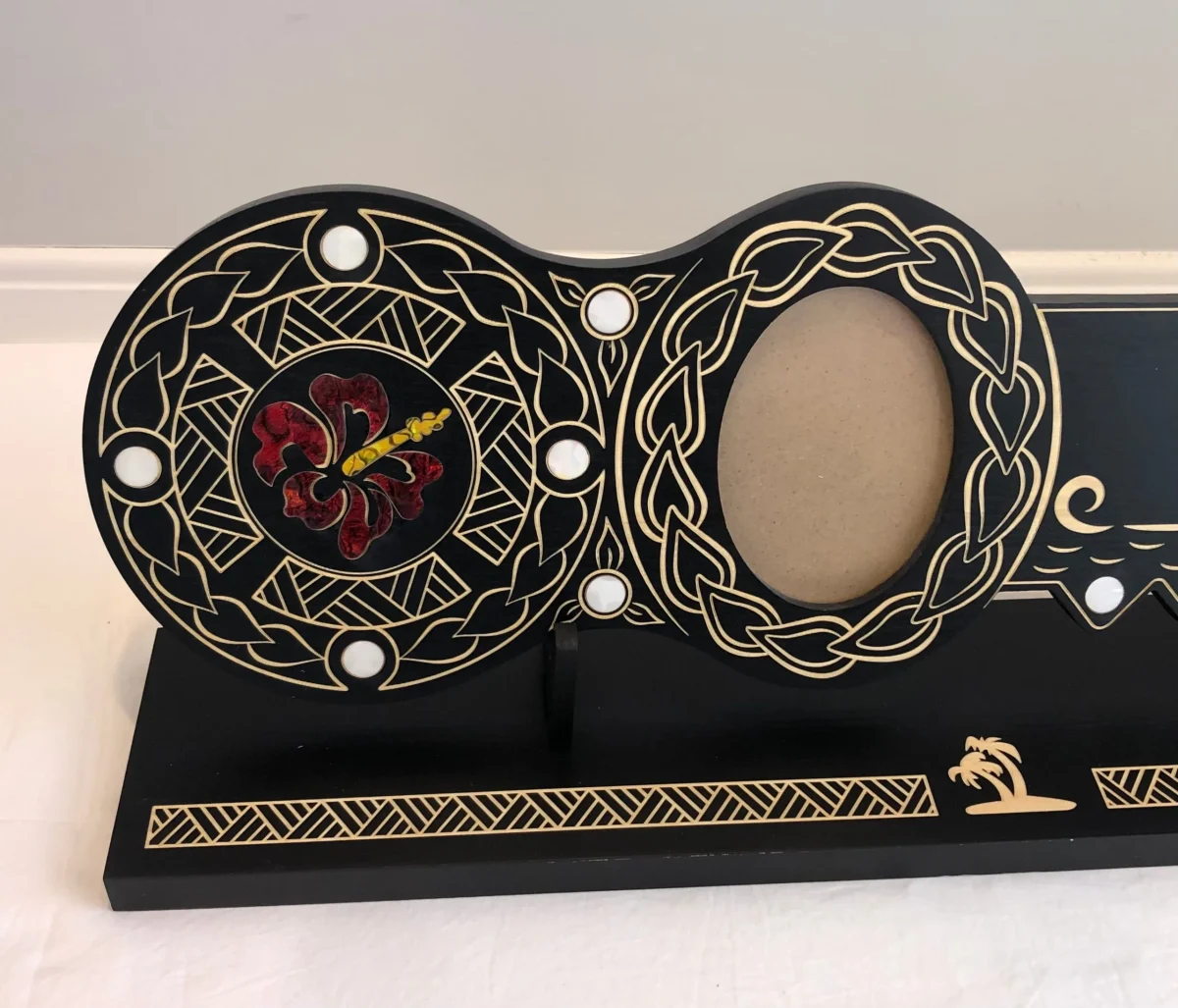 21st Island Design Key with Coloured Paua Shell Hibiscus Flower Inlay & 21 with Round White Mother of Pearl Inlays with Matching Stand - Design 2116 (Stand)