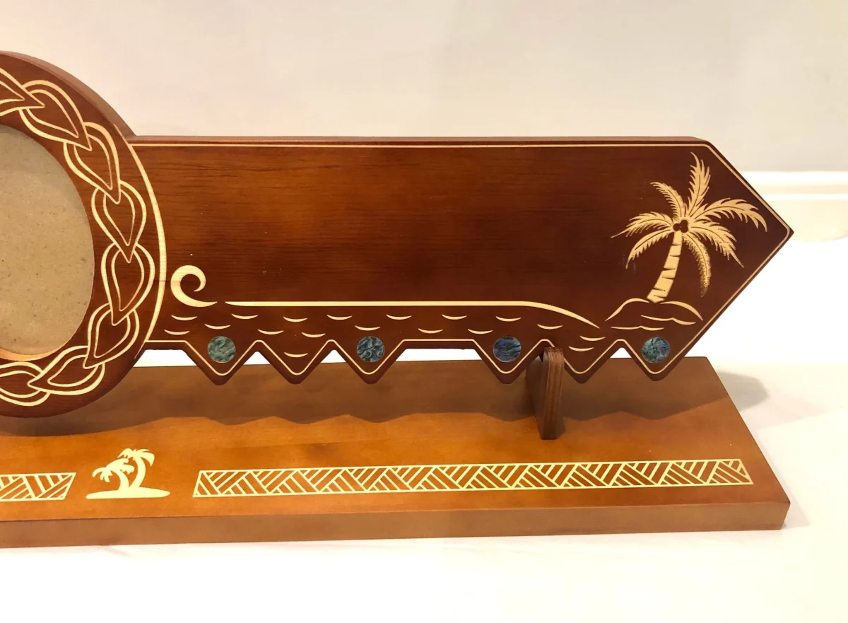 21st Island Design Key with Laser Engraved Patterns & Coloured Paua Shell Hibiscus Flower Inlay with Round Paua Shell Disk Inlays and Matching Stand - Design 2126 (Stand)