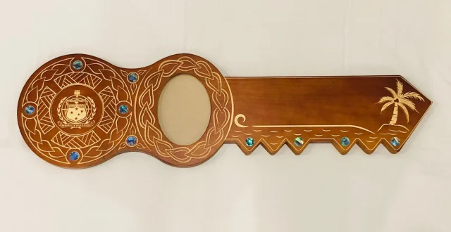 21st Island Design Key with Laser Engraved Patterns & Samoan Sila with Round Paua Shell Inlays - Design 2127