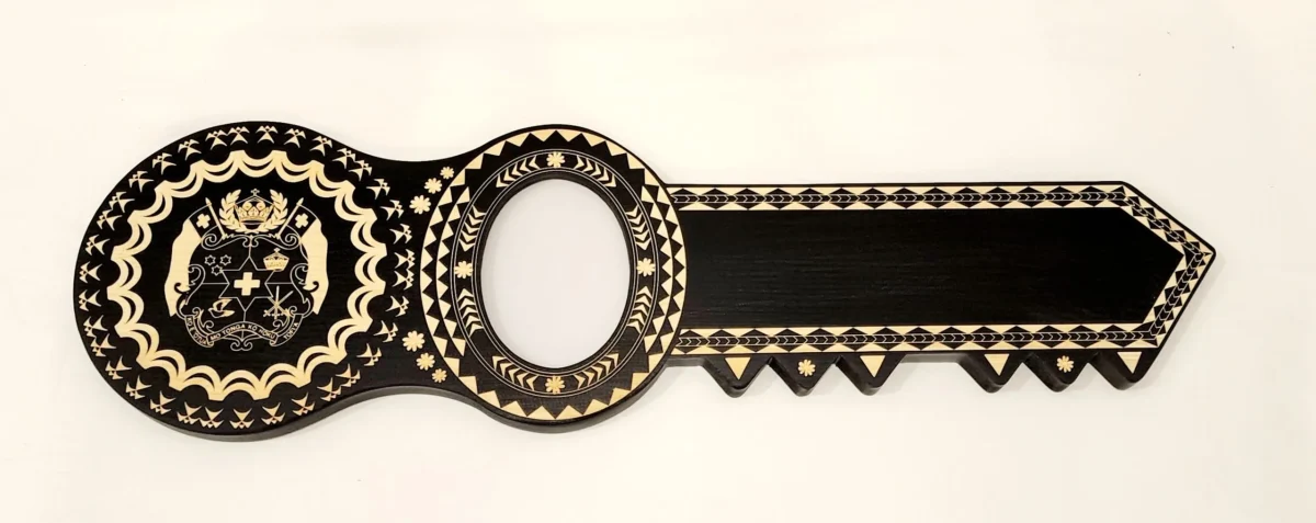 21st Island Design Key with Laser Engraved Patterns & Tongan Sila - Design 2217BLK