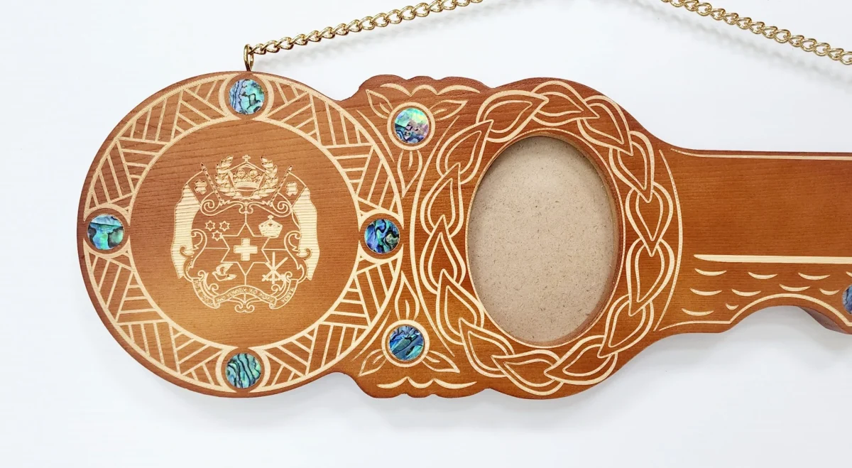 21st Island Design Key with Laser Engraved Tongan Sila & Paua Shell Inlay - Design S11