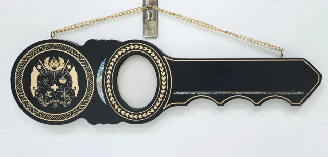 21st Island Design Wooden Key with Laser Engraved Patterns & Tongan Sila with Paua Shell Inlay - SJ2433