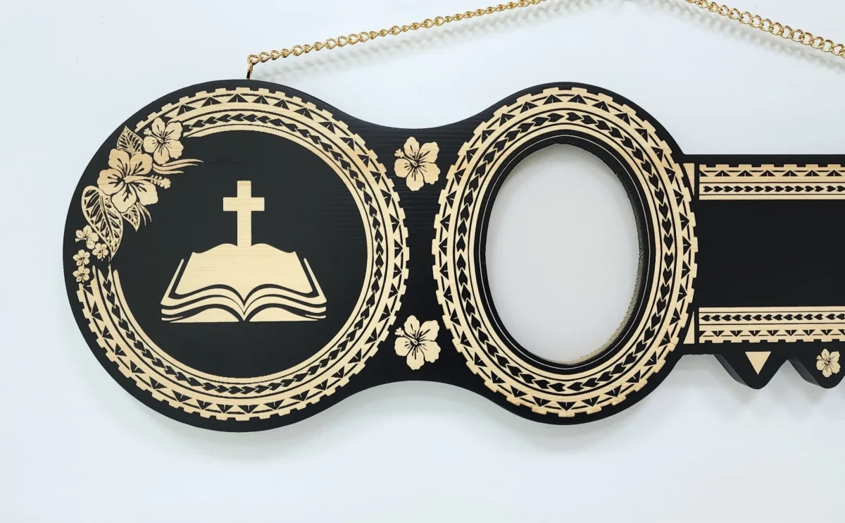 21st Island Design Wooden Key with Laser Engraved Patterns Bible & Cross with 21 – Design SJ2458