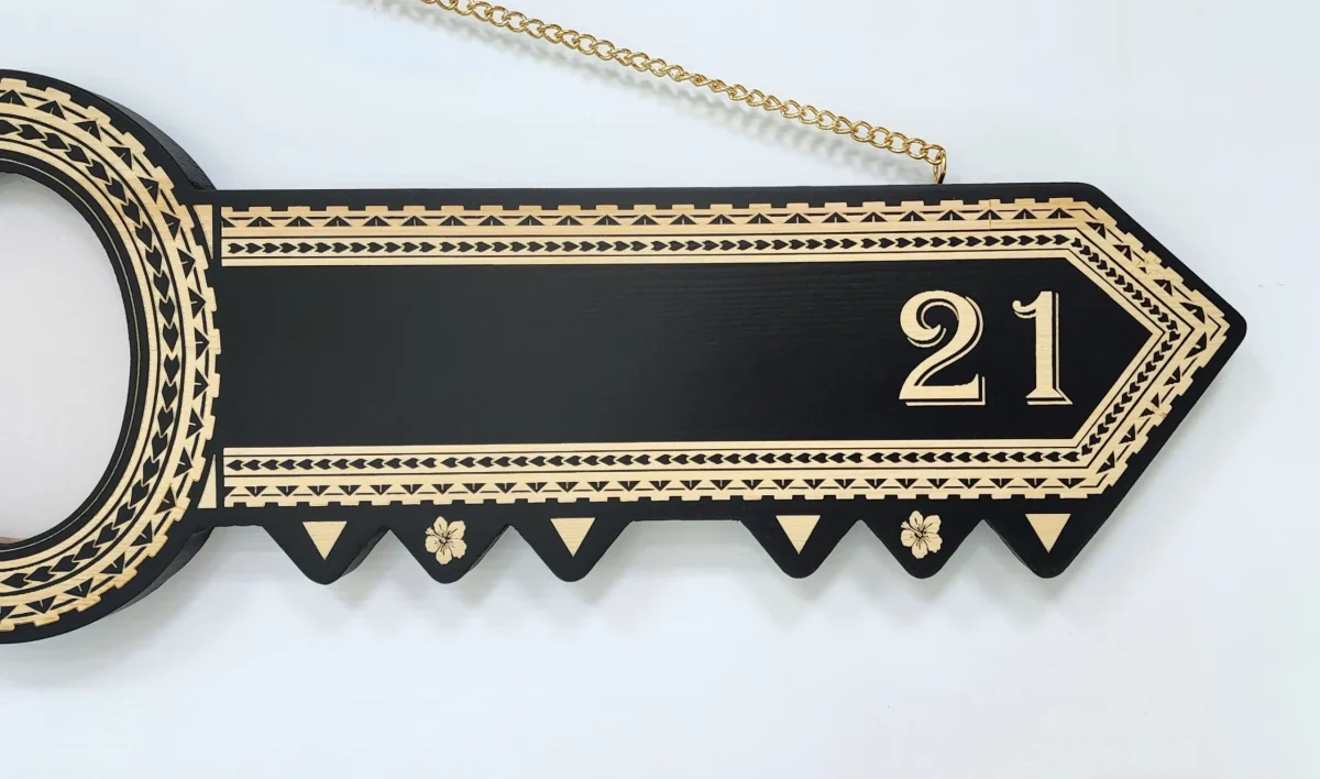 21st Island Design Wooden Key with Laser Engraved Patterns Bible & Cross with 21 – Design SJ2458